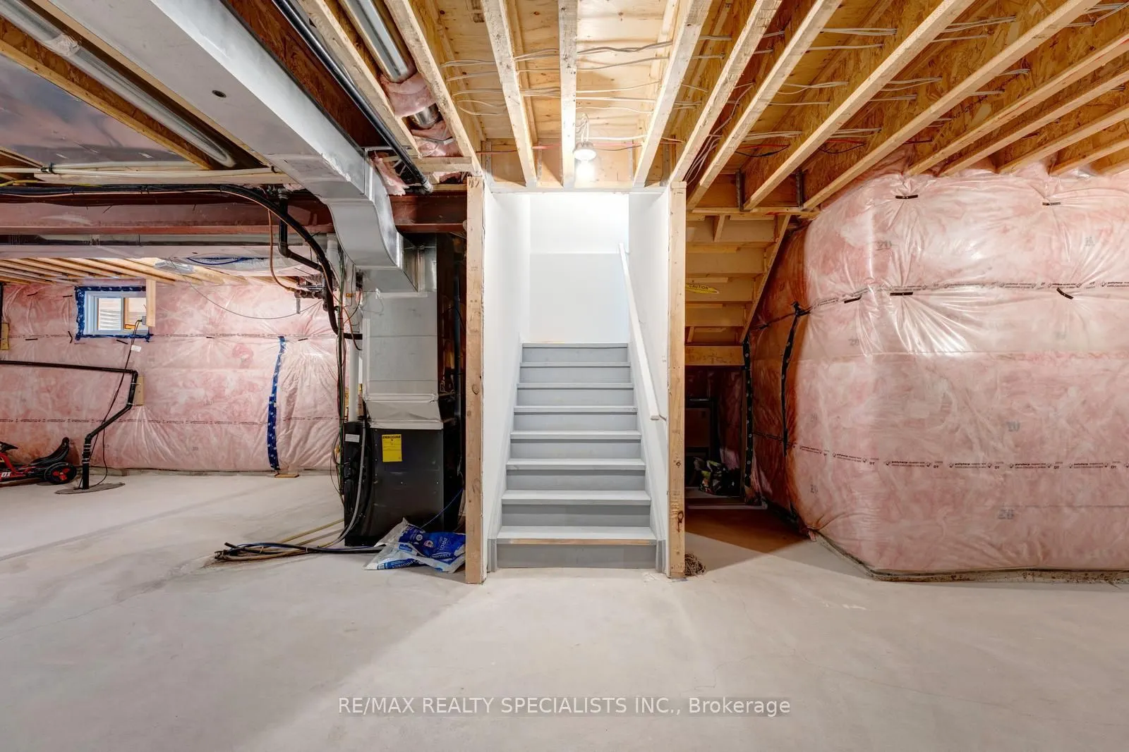 908 Sobeski Avenue