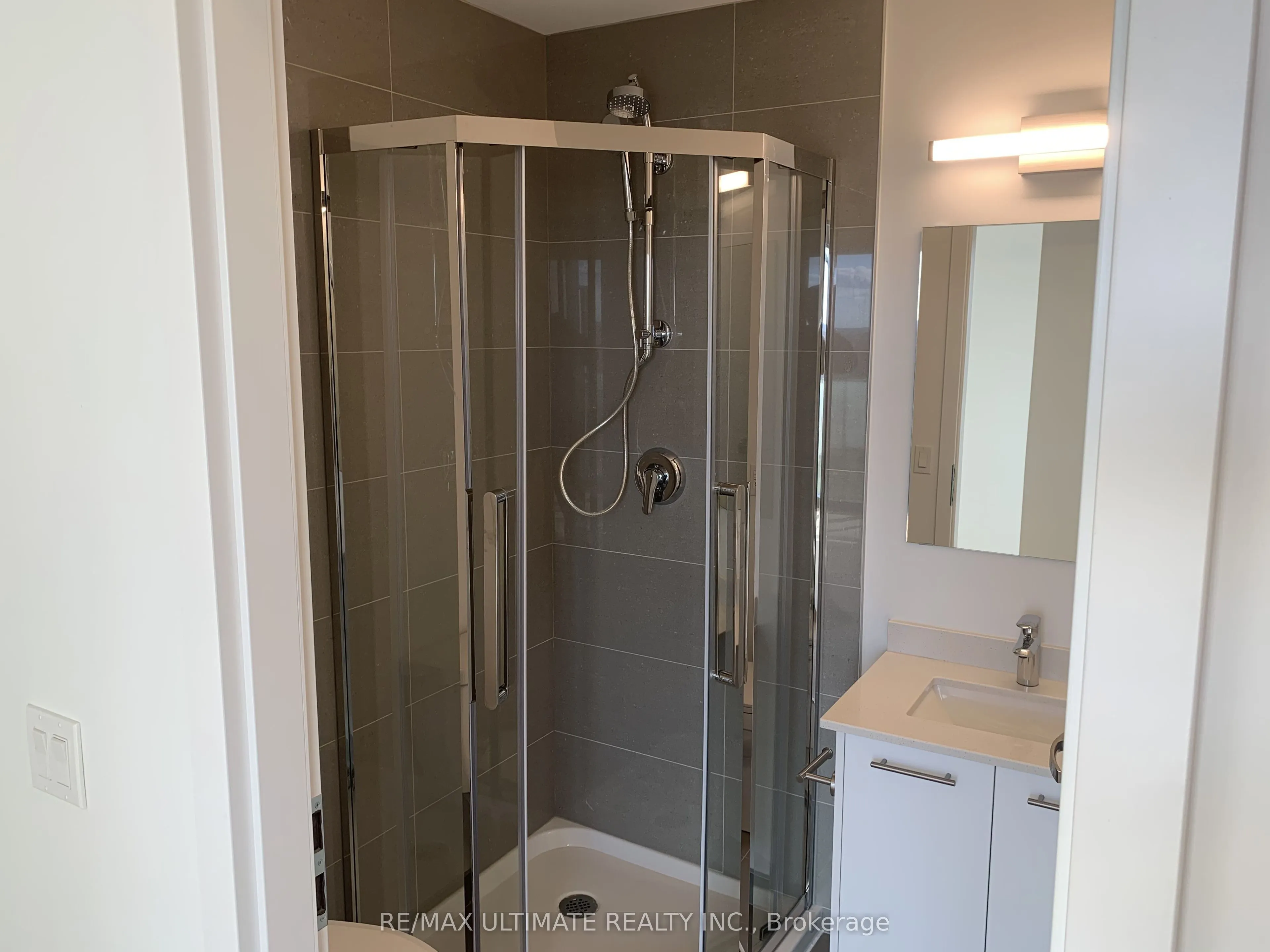 30 Francis Street S #2901