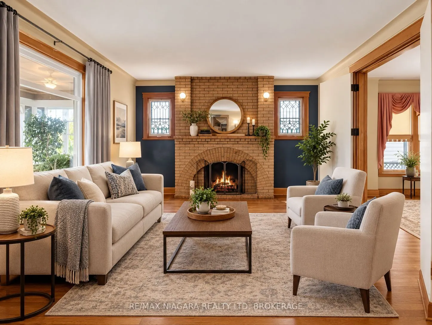 4758 Ryerson Crescent