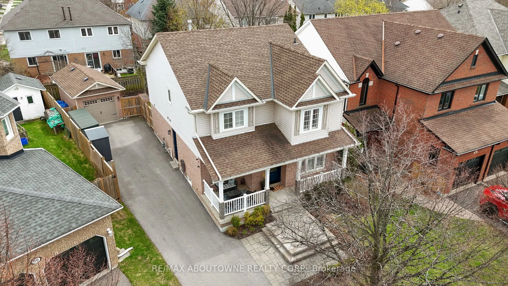84 Fellowes Crescent