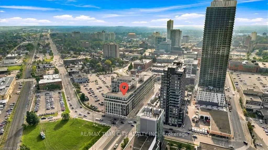 410 King Street W #408