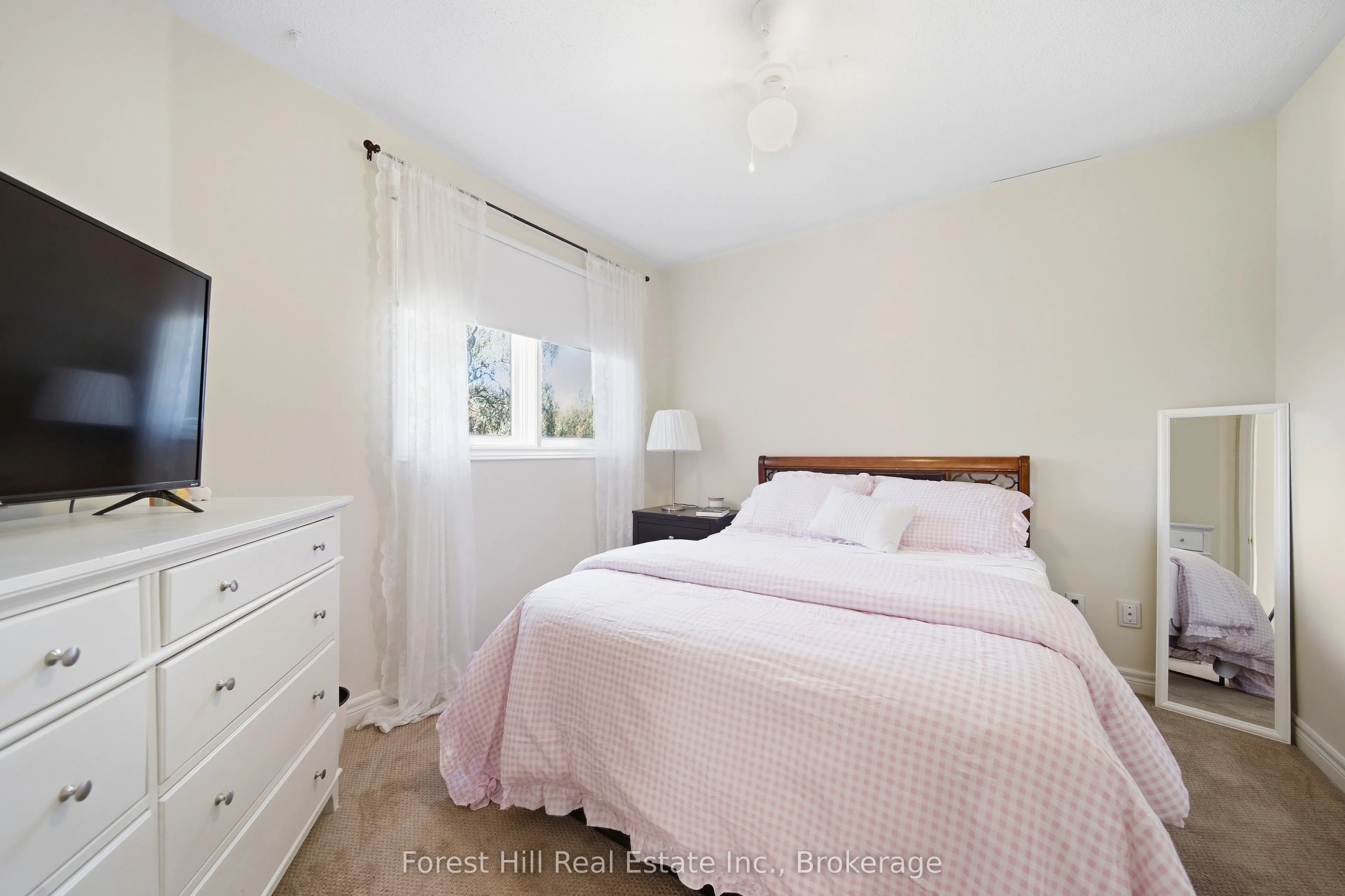65 Heathfield Crescent