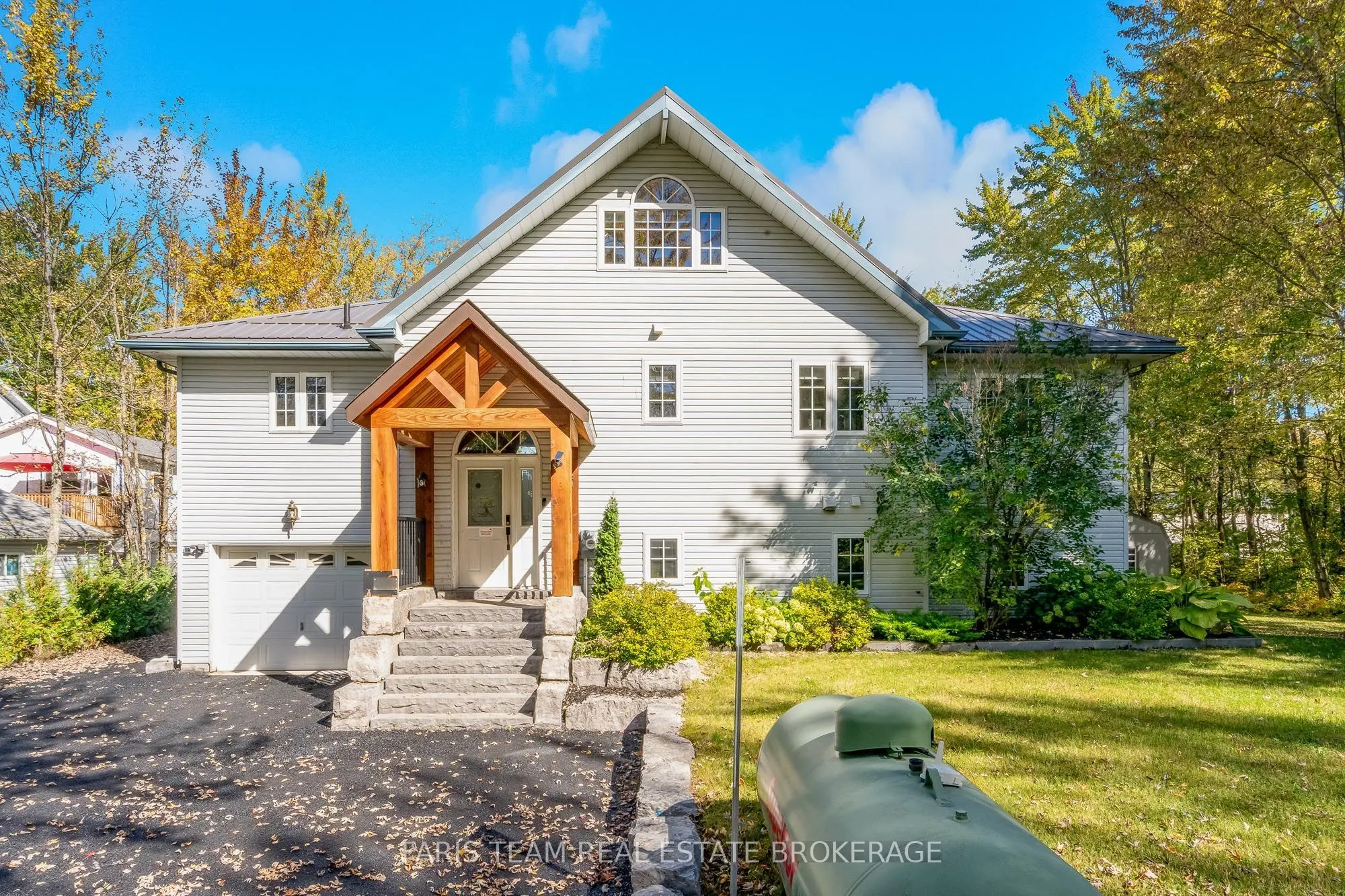 6 Spring Lane