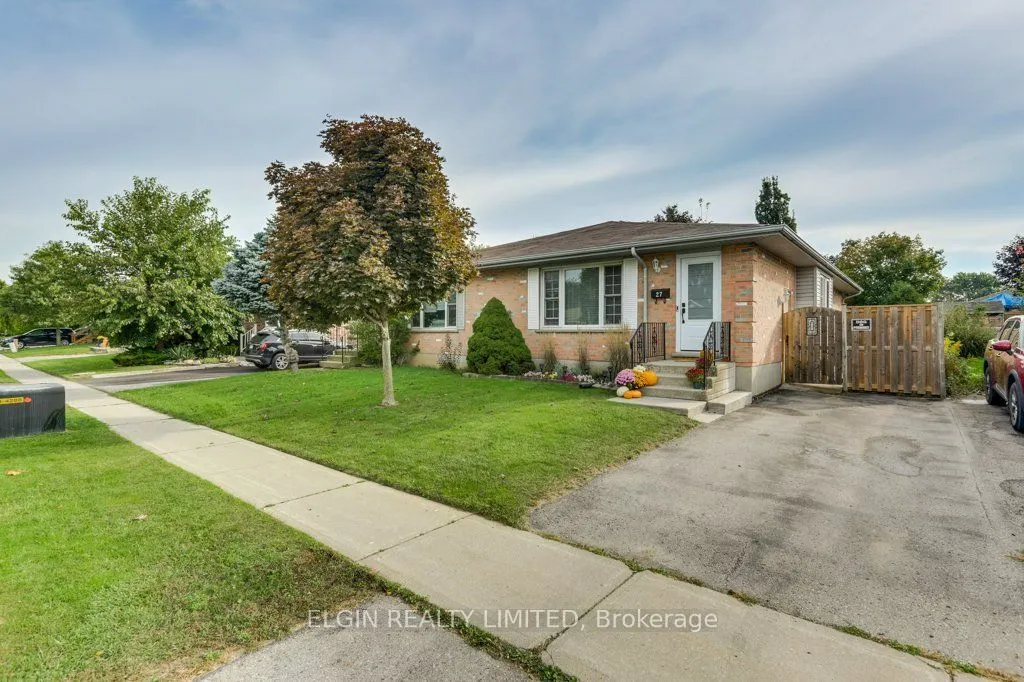 27 Carrie Crescent