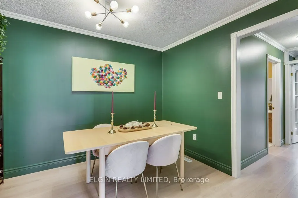 27 Carrie Crescent