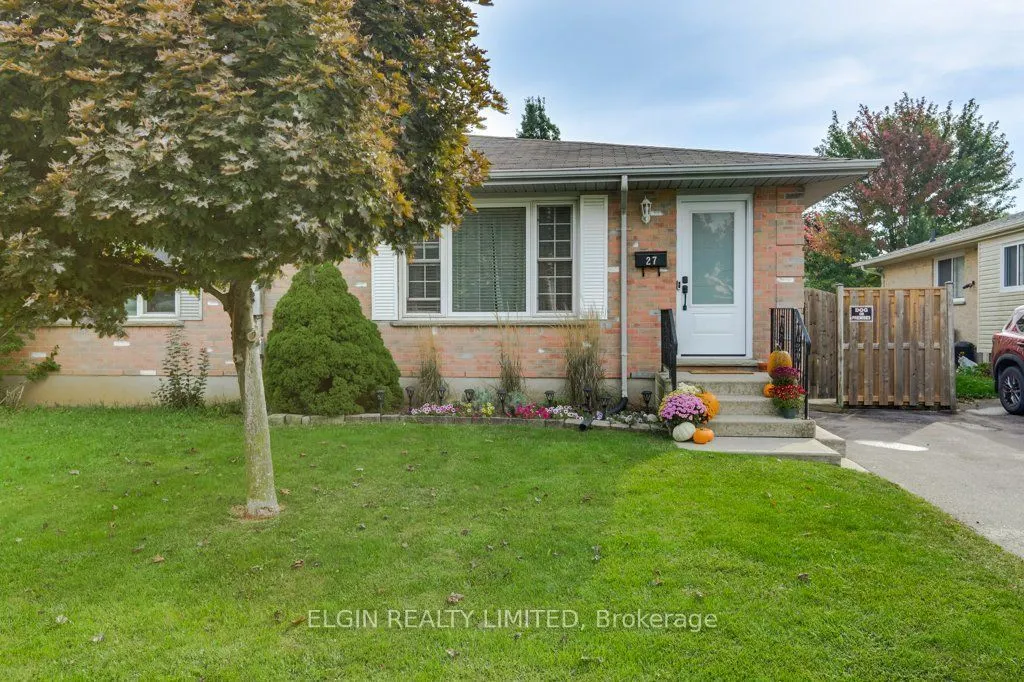 27 Carrie Crescent