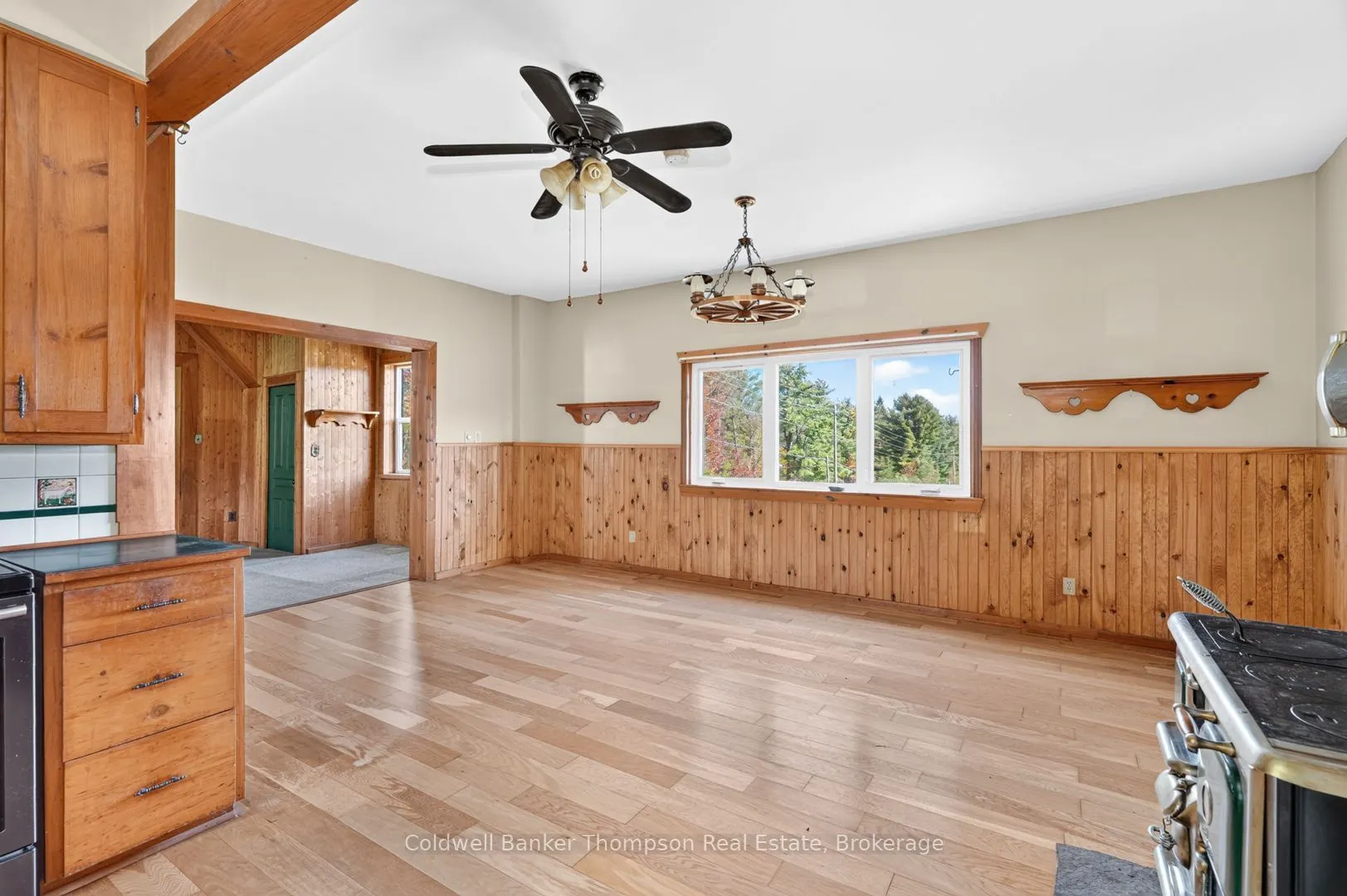 2326 Fraserburg Road