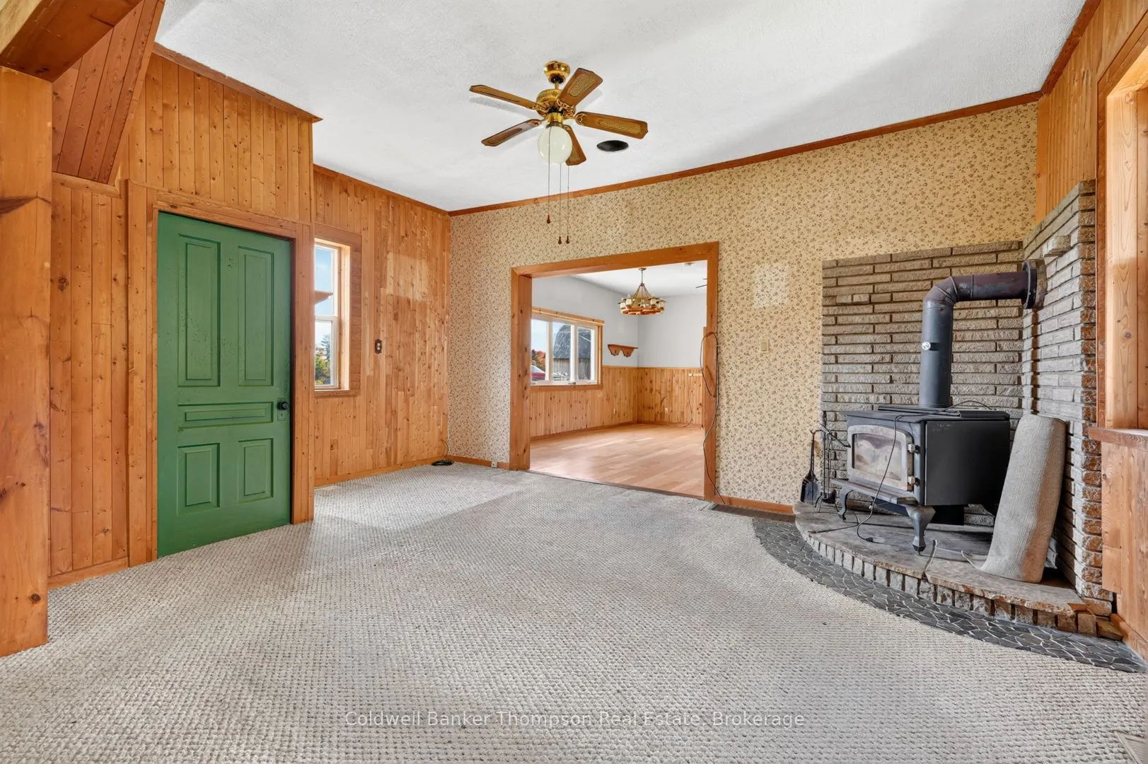 2326 Fraserburg Road