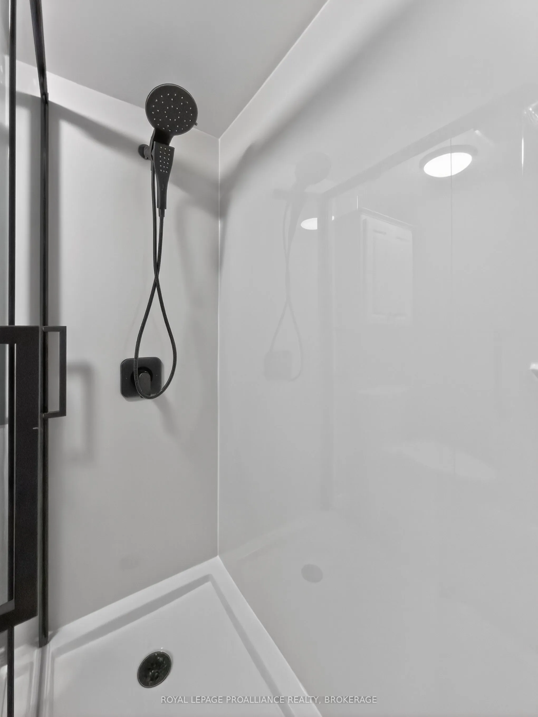 310 Kingsdale Avenue #313