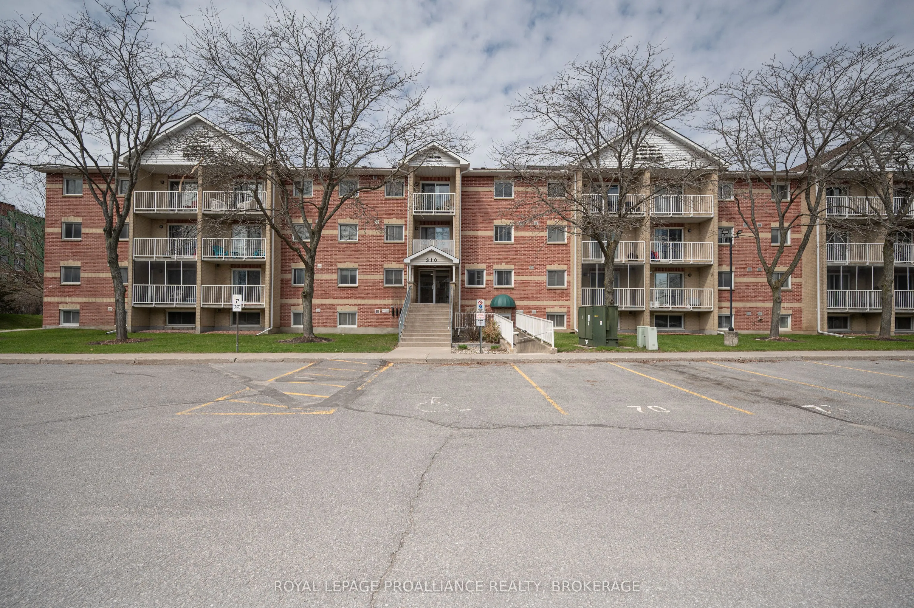 310 Kingsdale Avenue #313