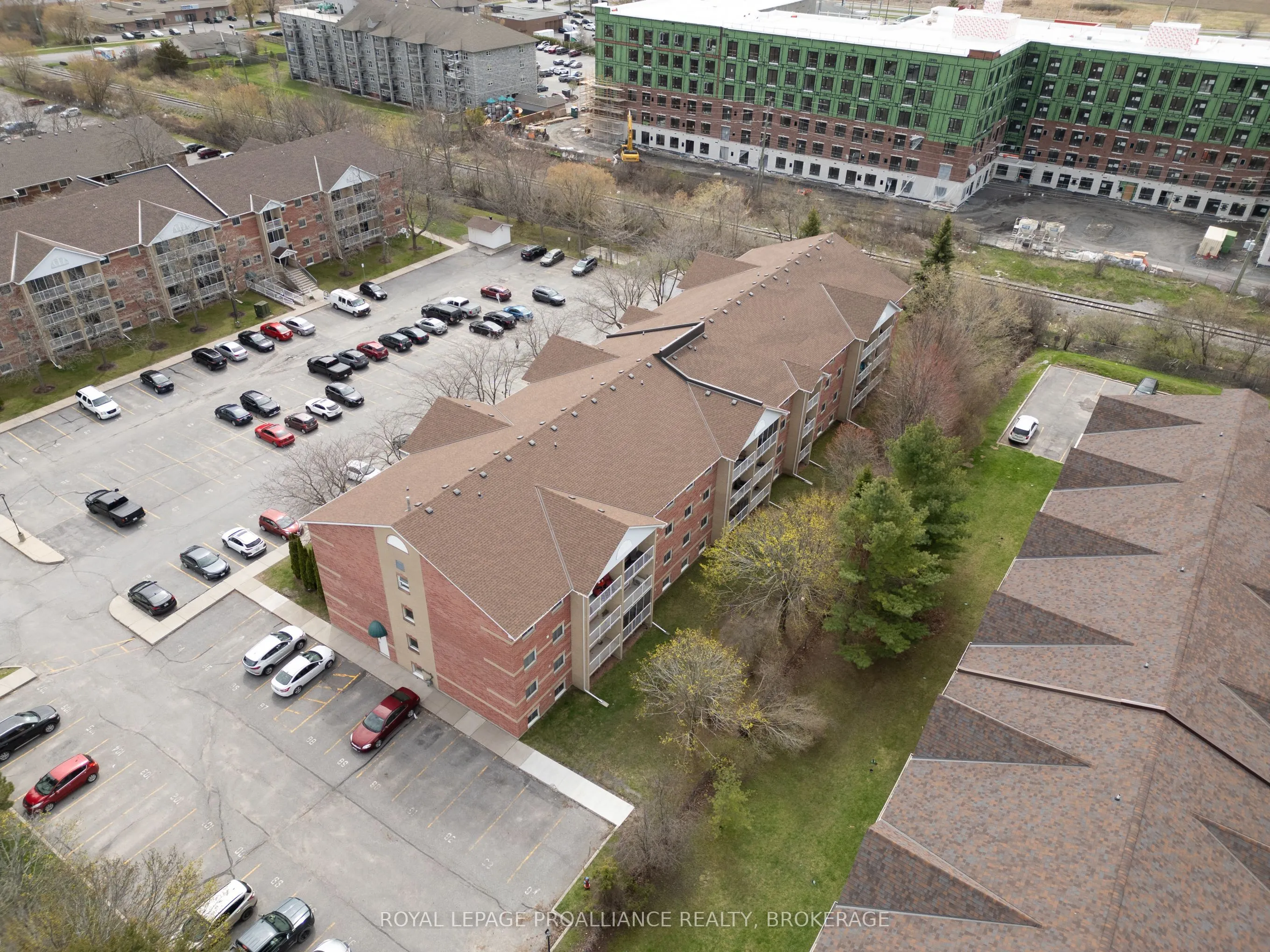310 Kingsdale Avenue #313