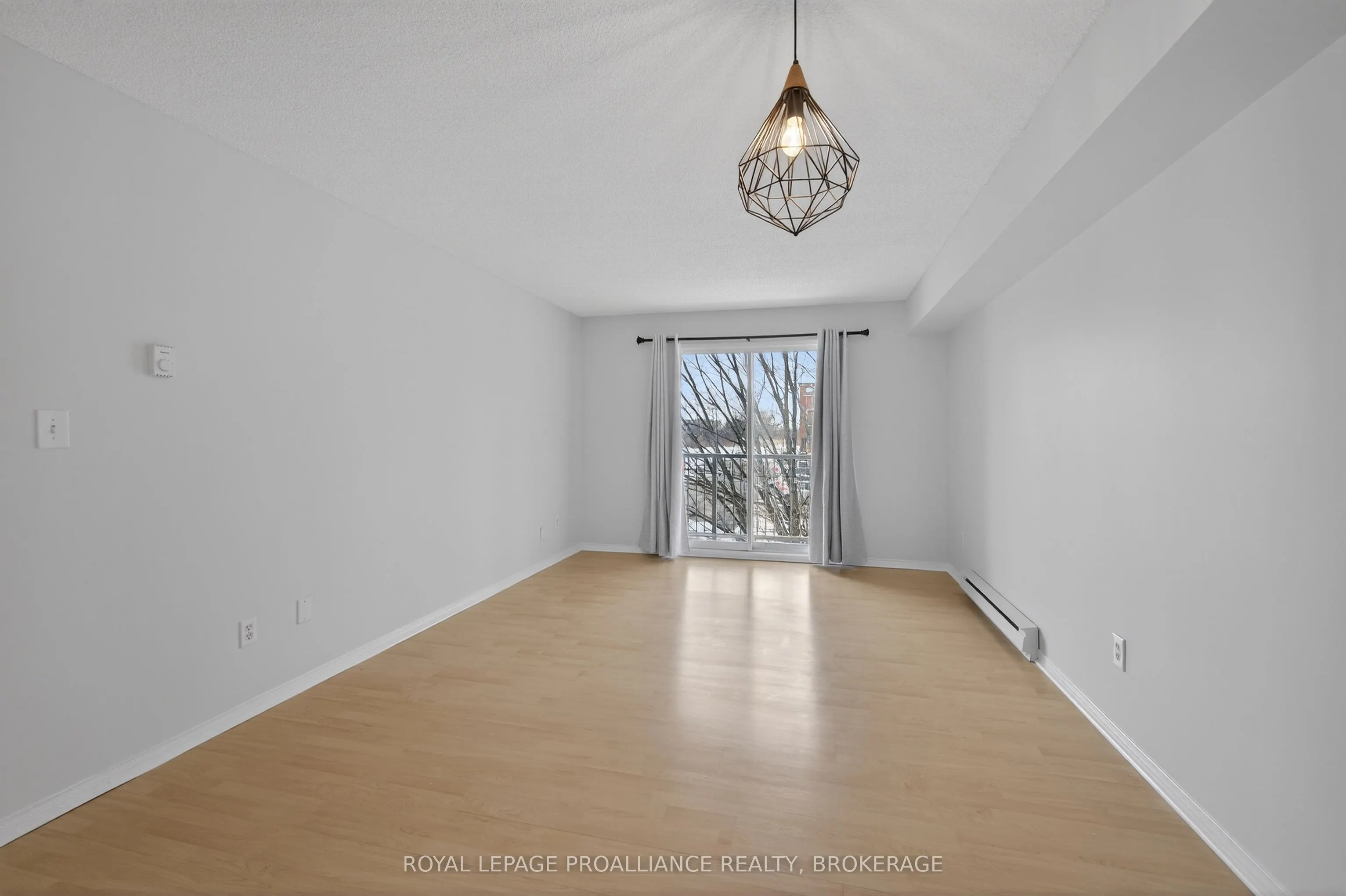 310 Kingsdale Avenue #313