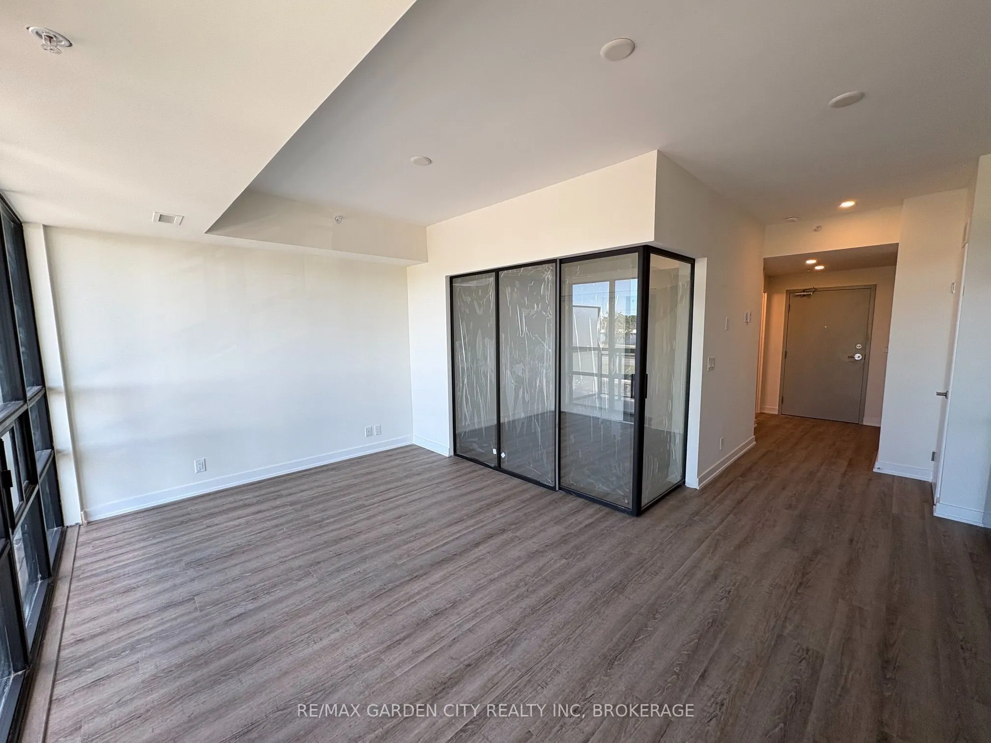 350 Prince Charles Drive #326