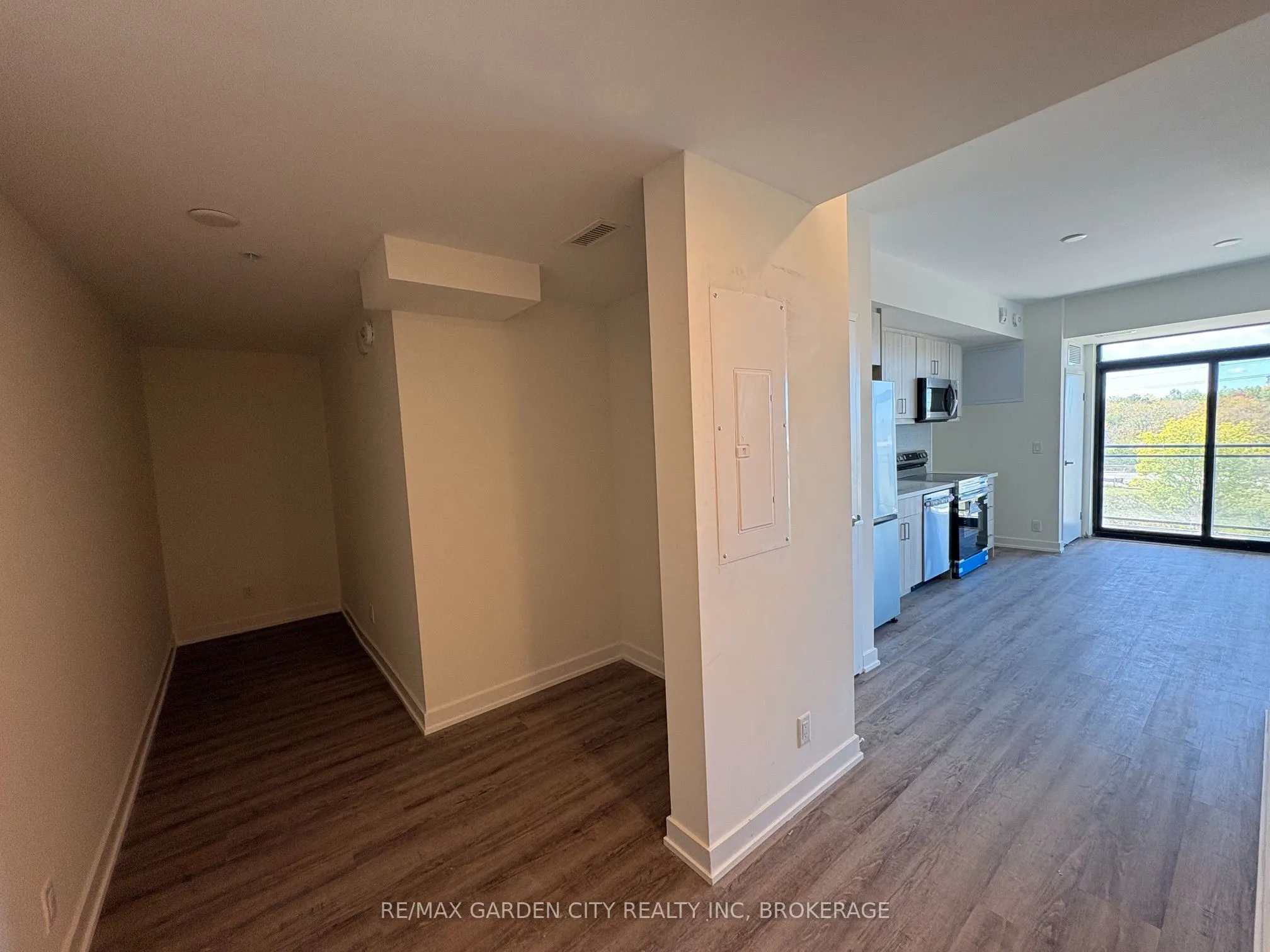 350 Prince Charles Drive #326