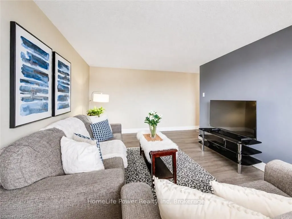 4 Avalon Place #303