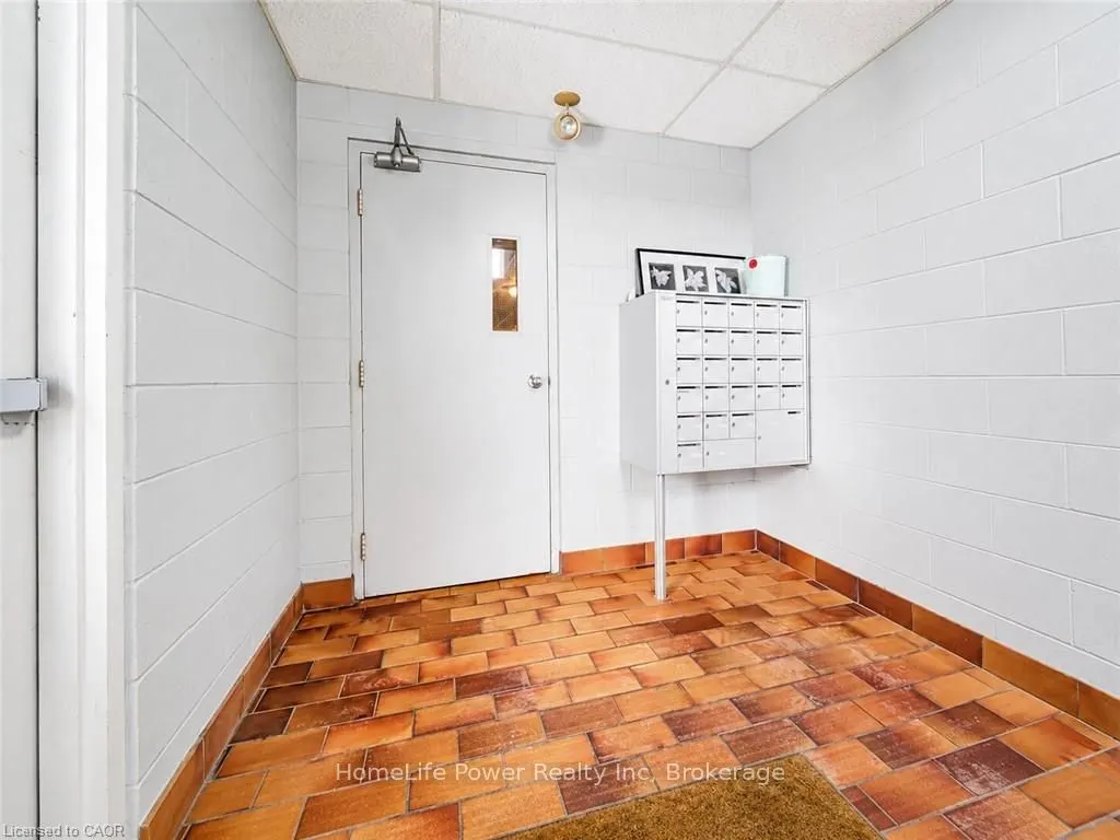 4 Avalon Place #303