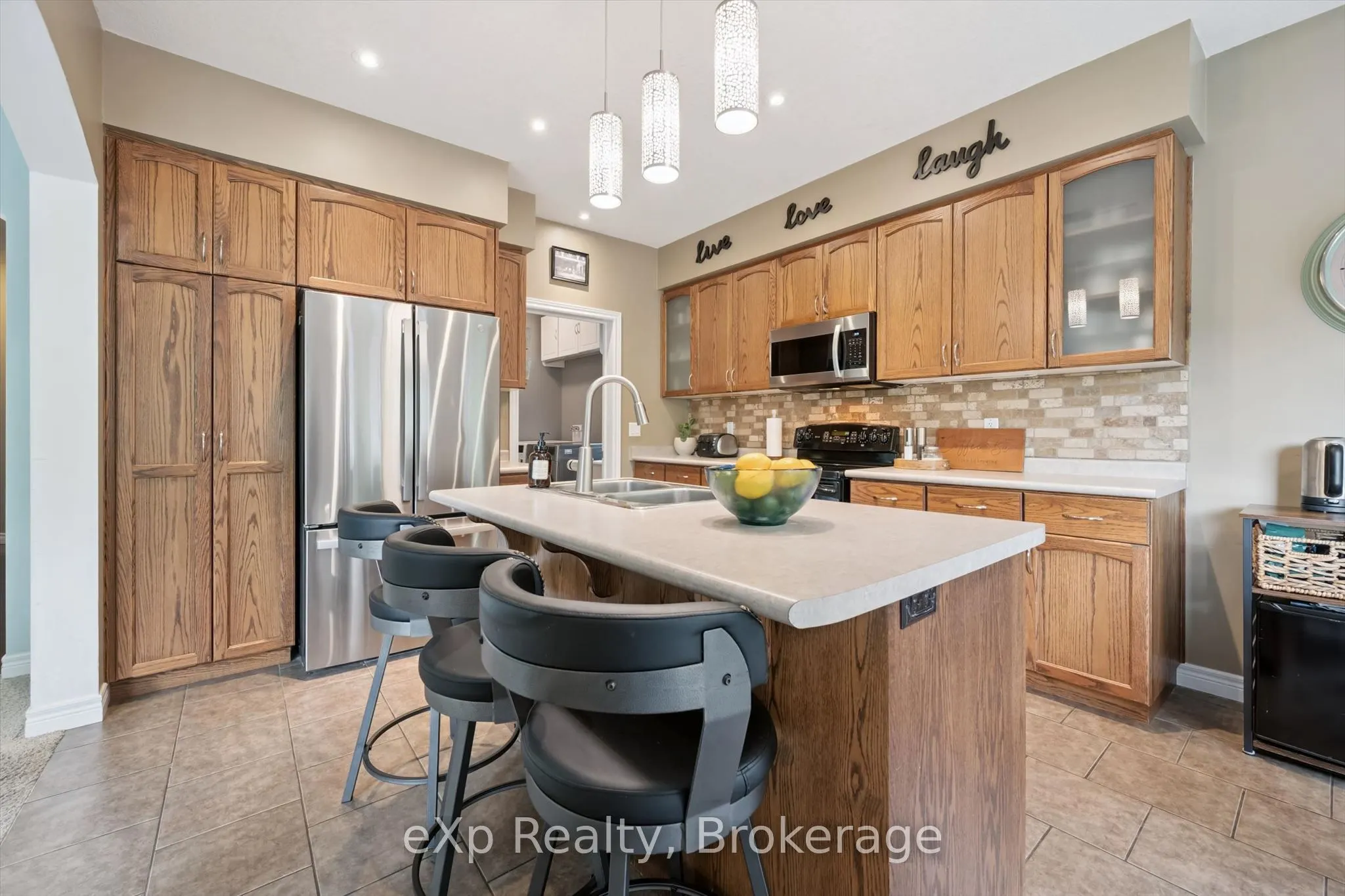 41 Westra Drive