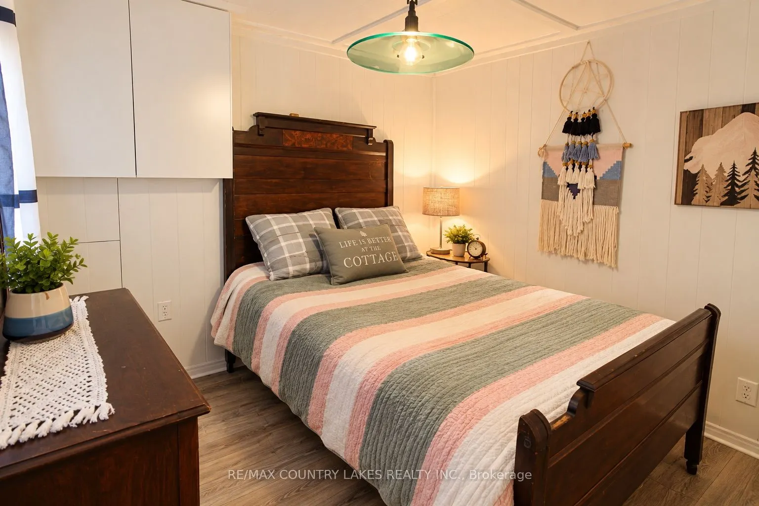 77 McGuire Beach Road
