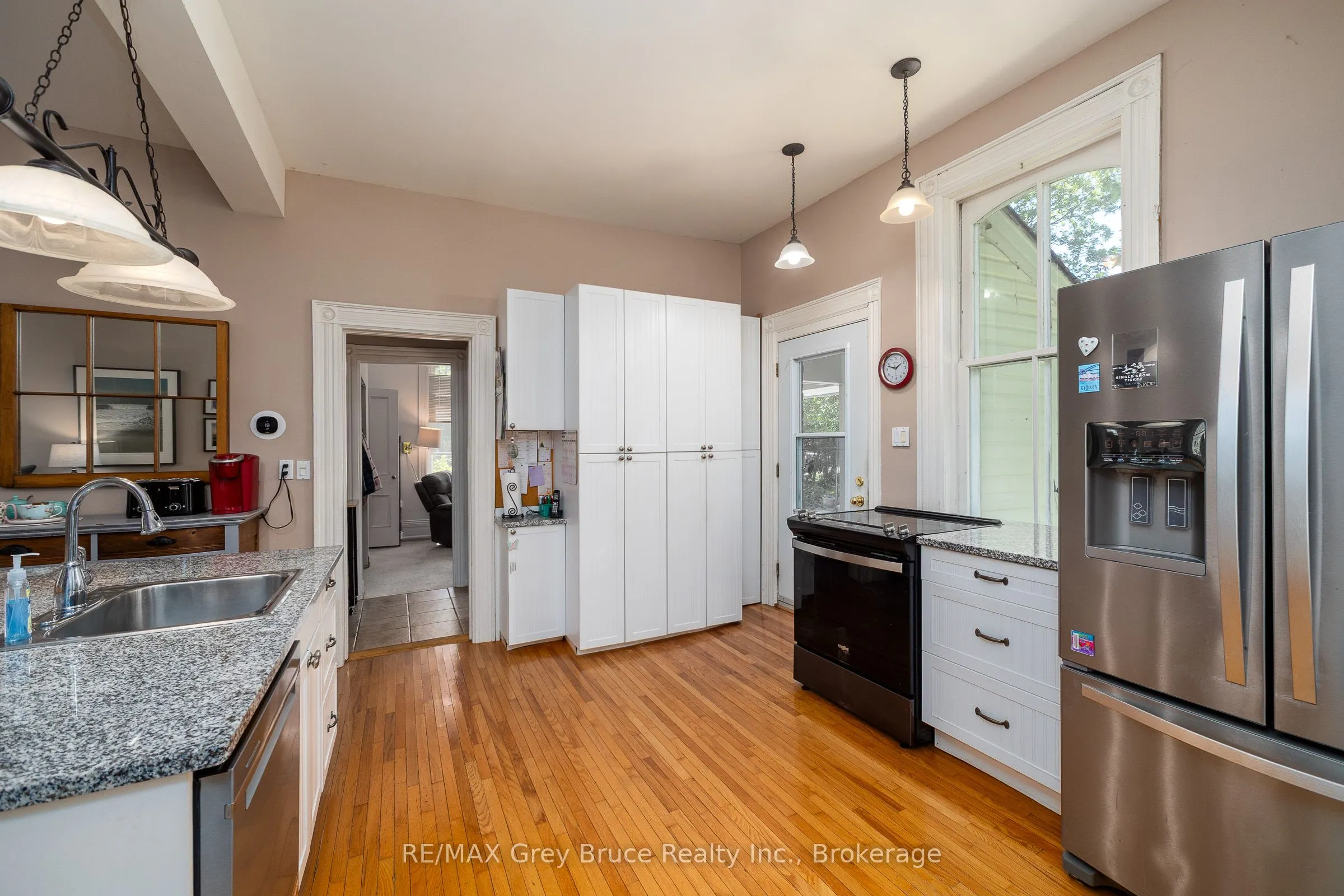 580 23rd Street W