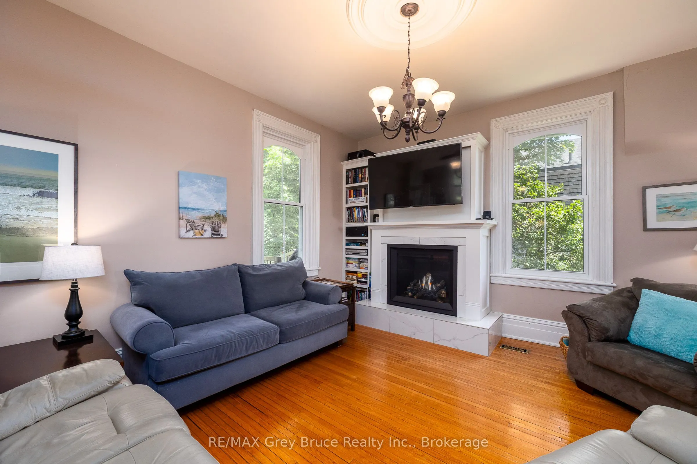 580 23rd Street W