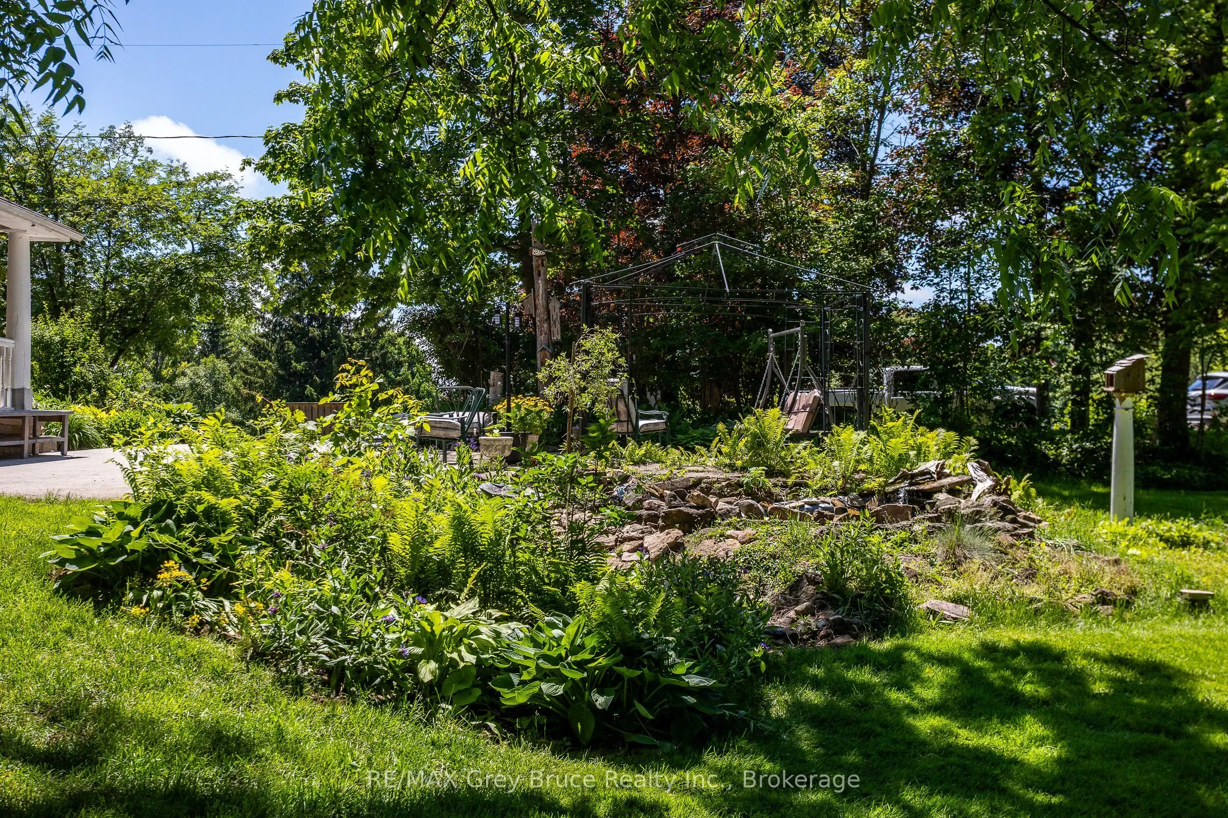 580 23rd Street W