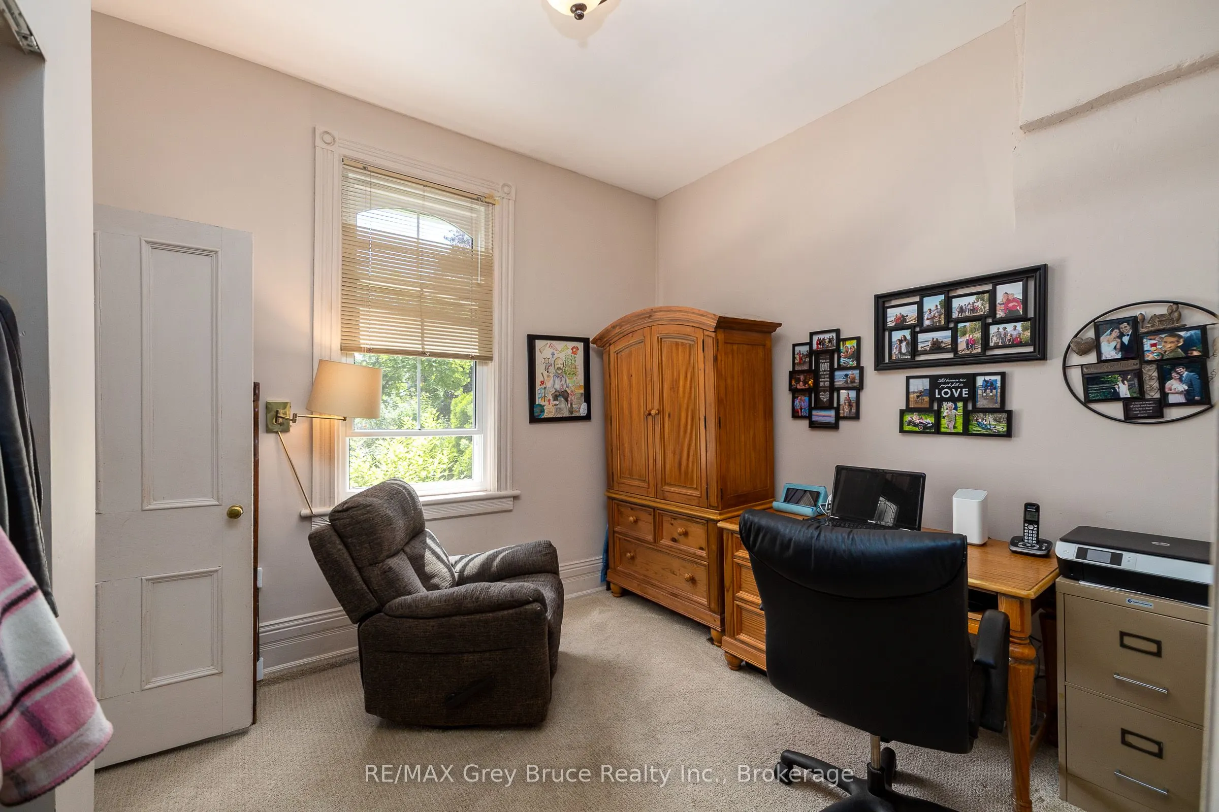 580 23rd Street W