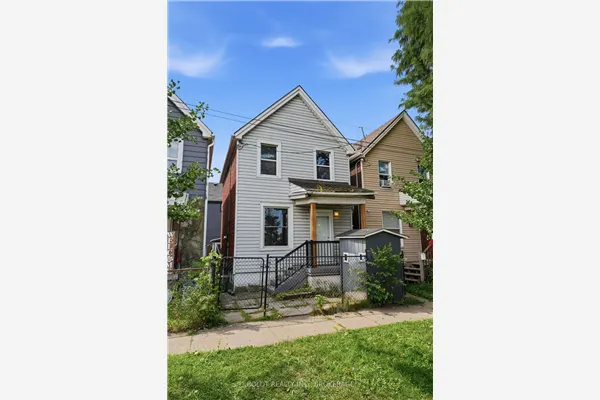 38 Mars Avenue
