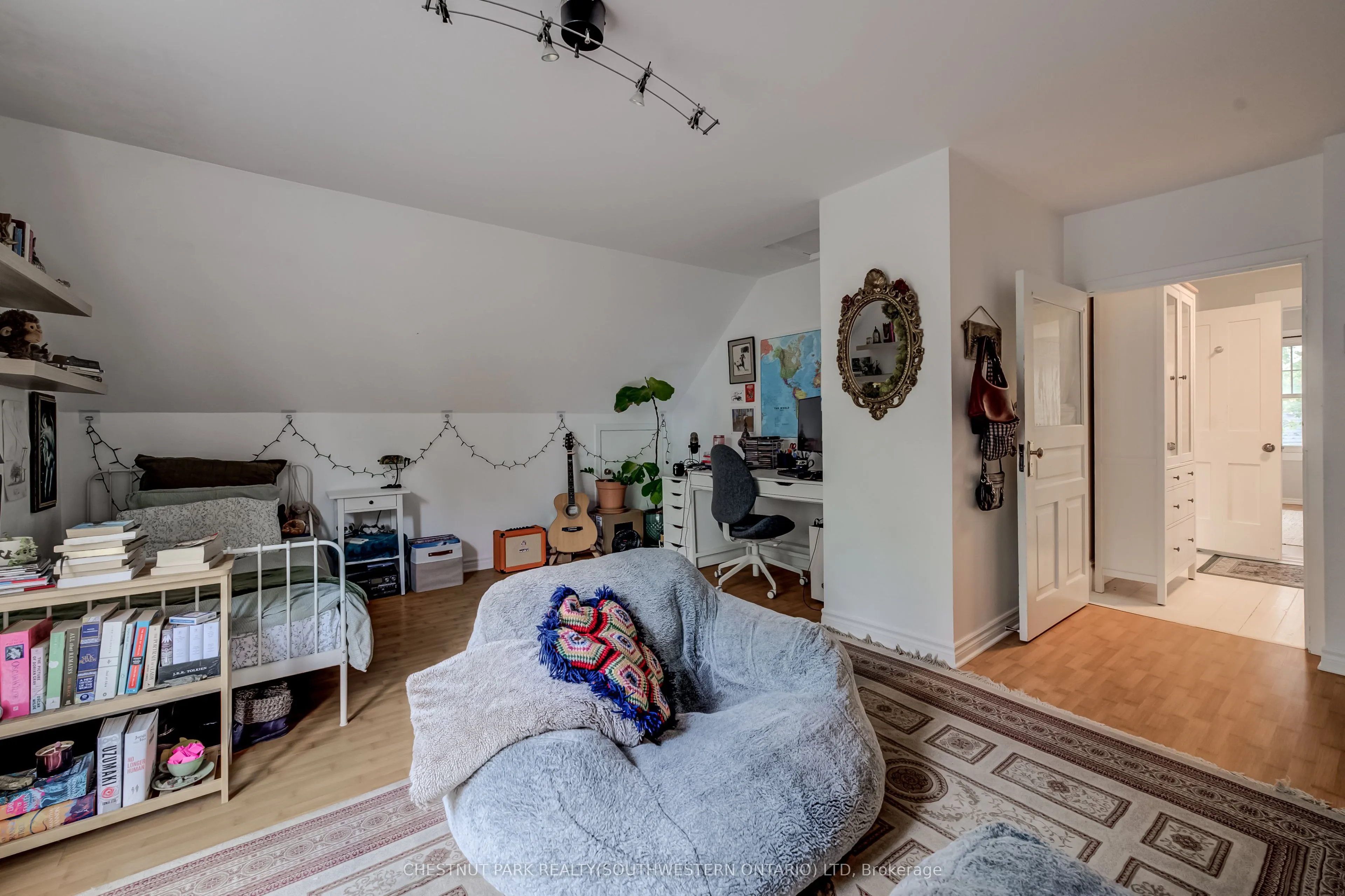 22 Maynard Avenue