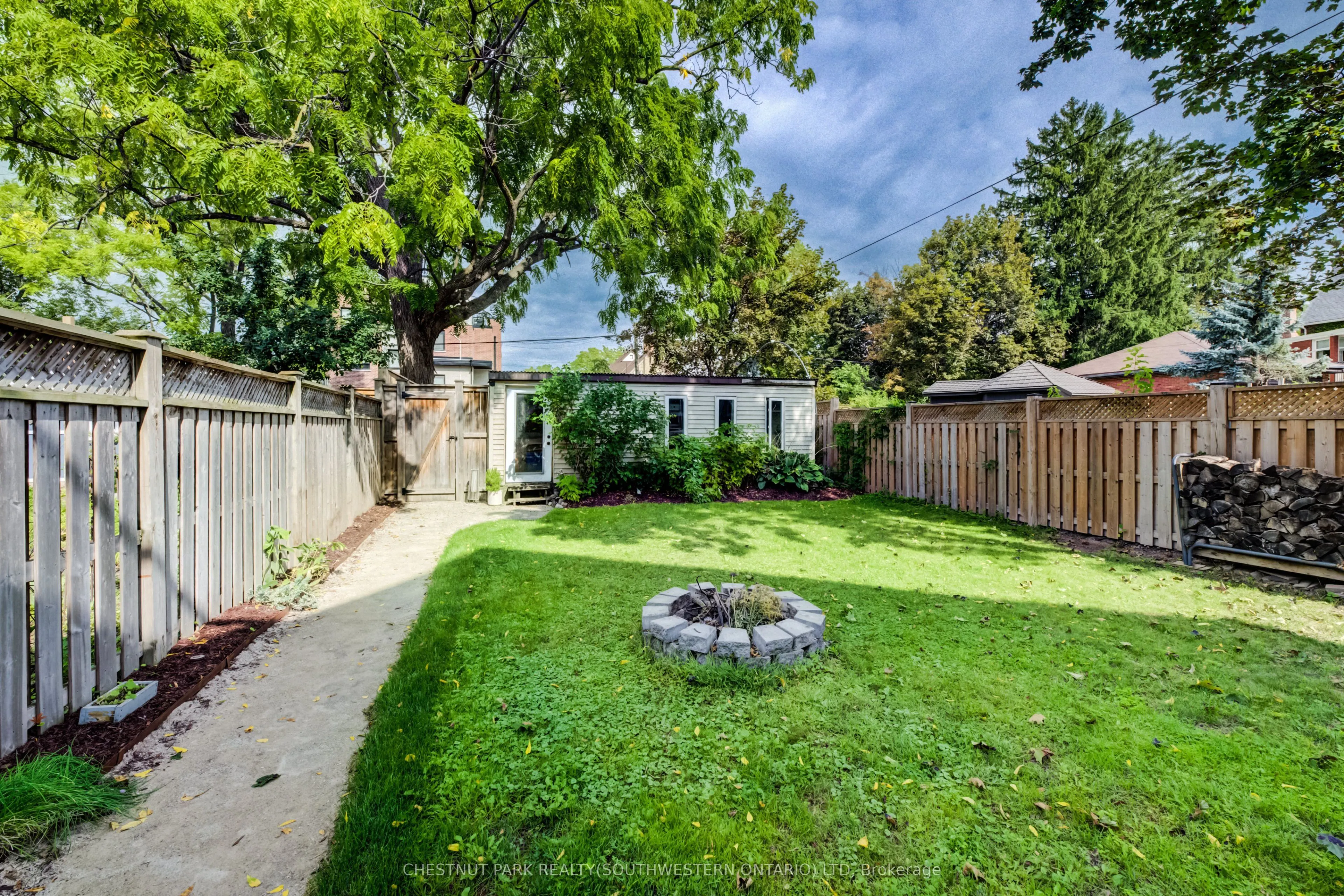 22 Maynard Avenue