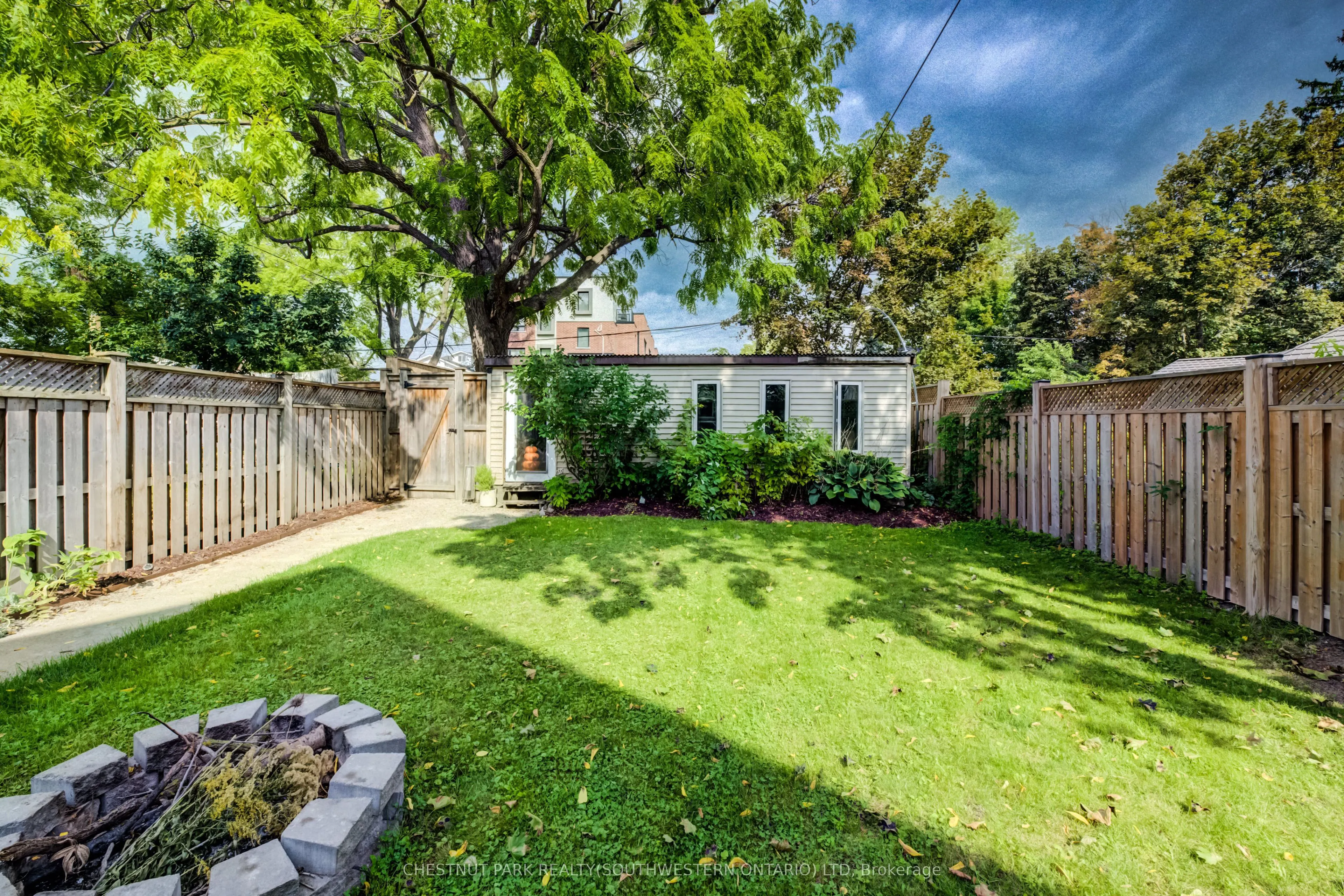 22 Maynard Avenue