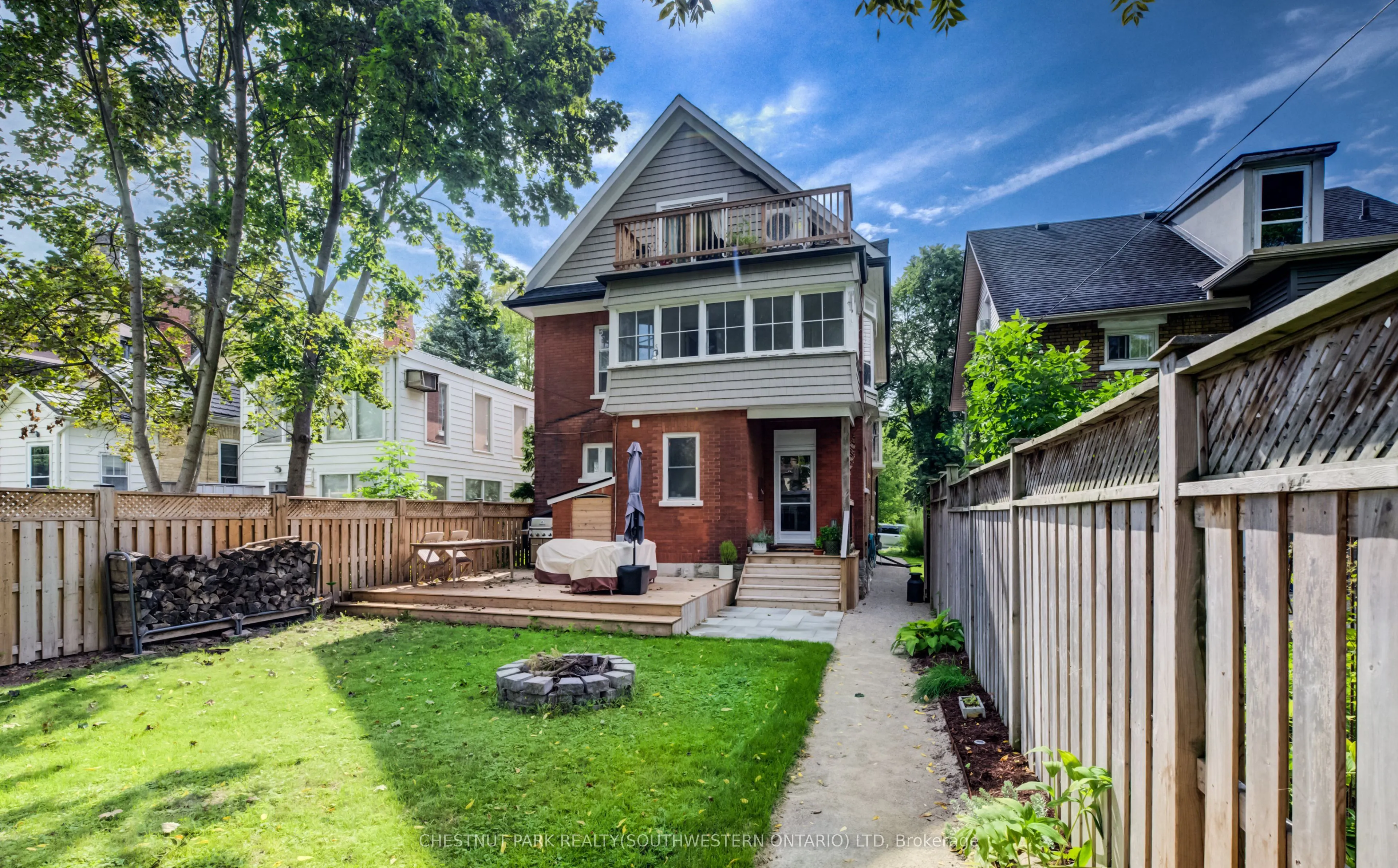 22 Maynard Avenue