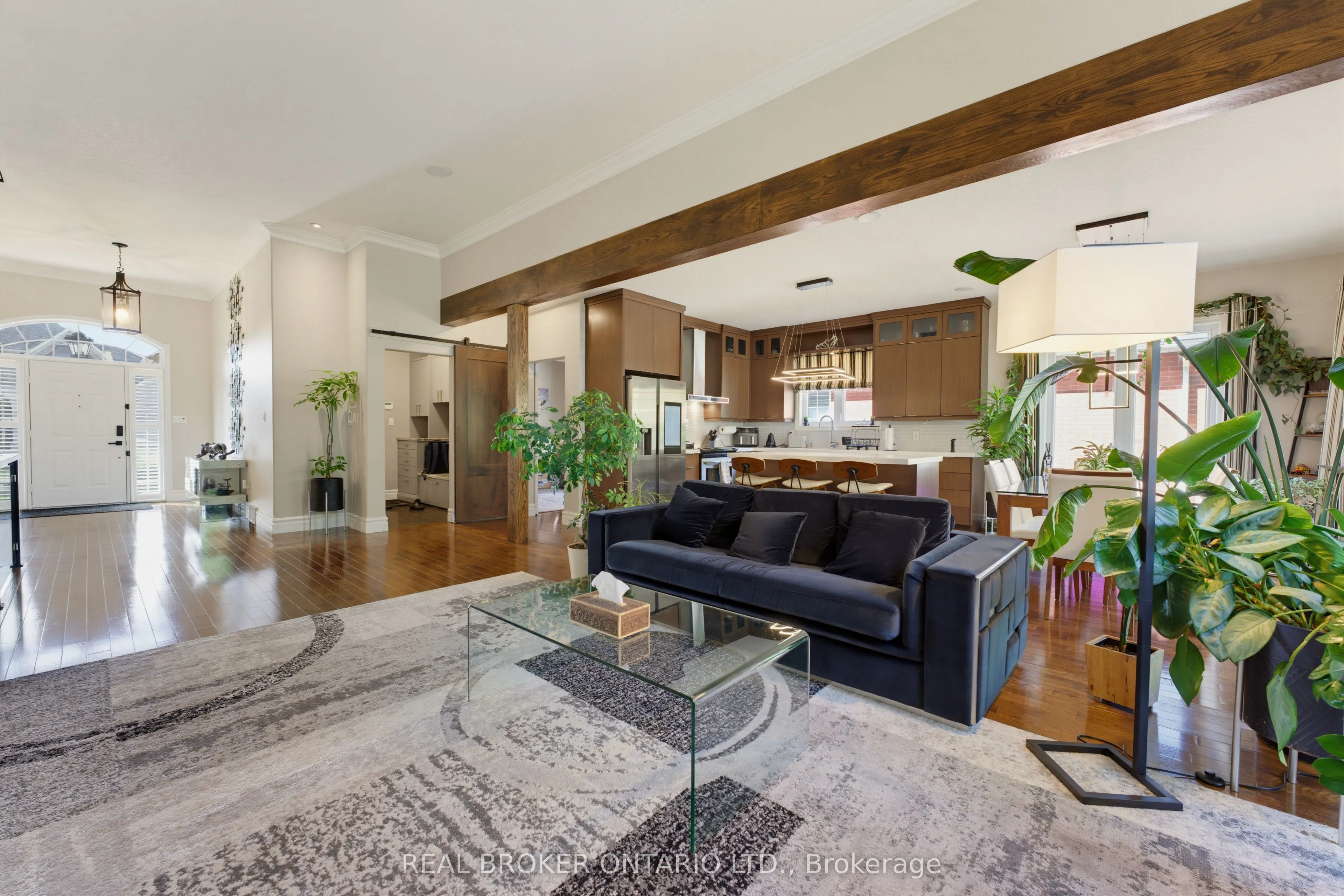 70 Deer Ridge Crescent