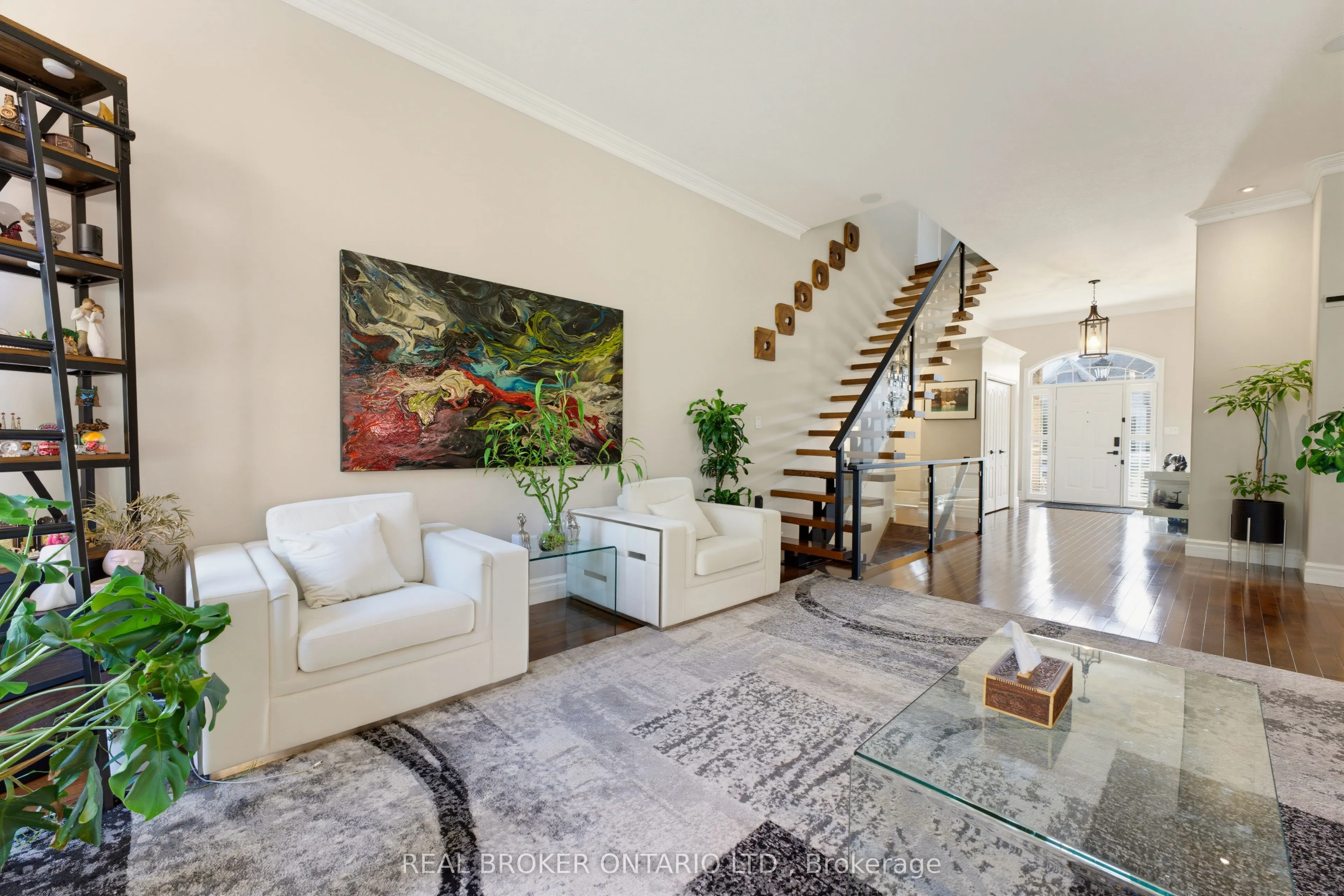 70 Deer Ridge Crescent