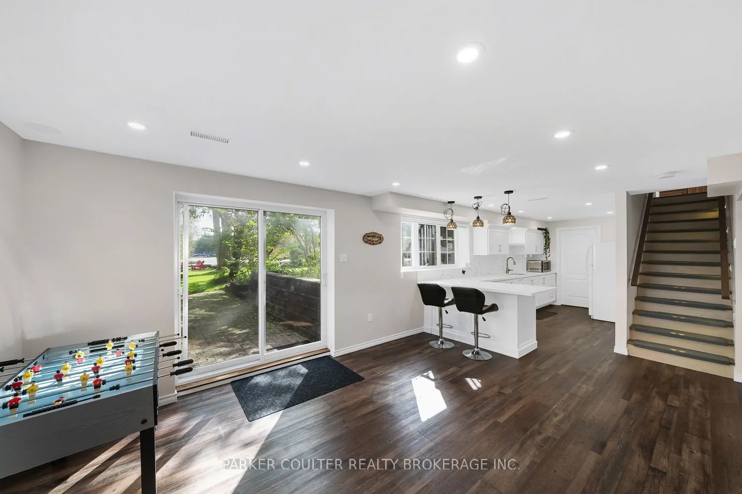 142 Lone Pine Road