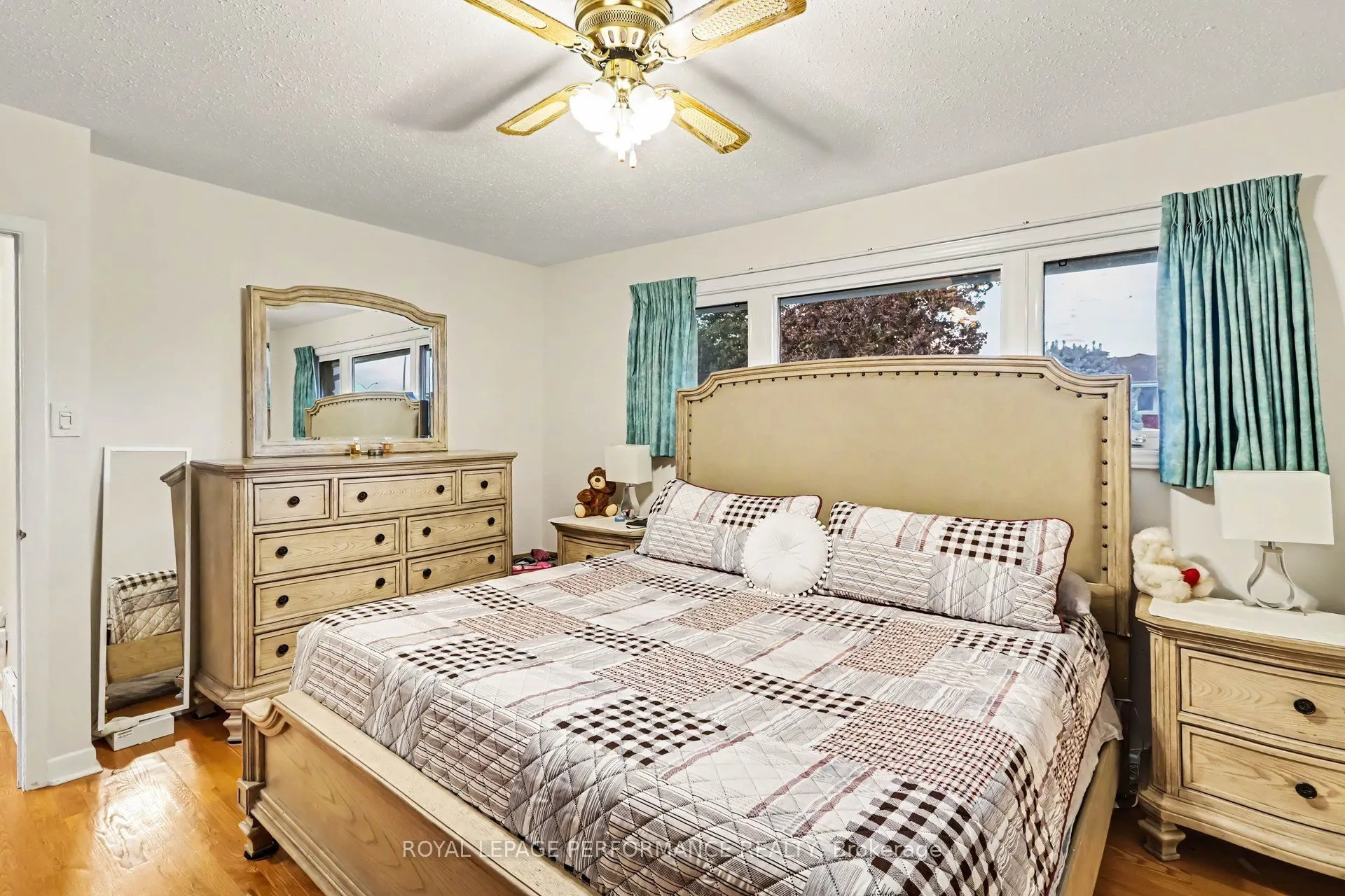 21 Pulford Crescent