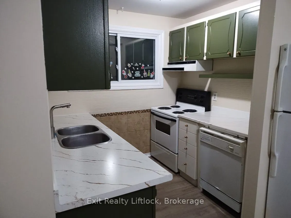 996 Sydenham Road #42
