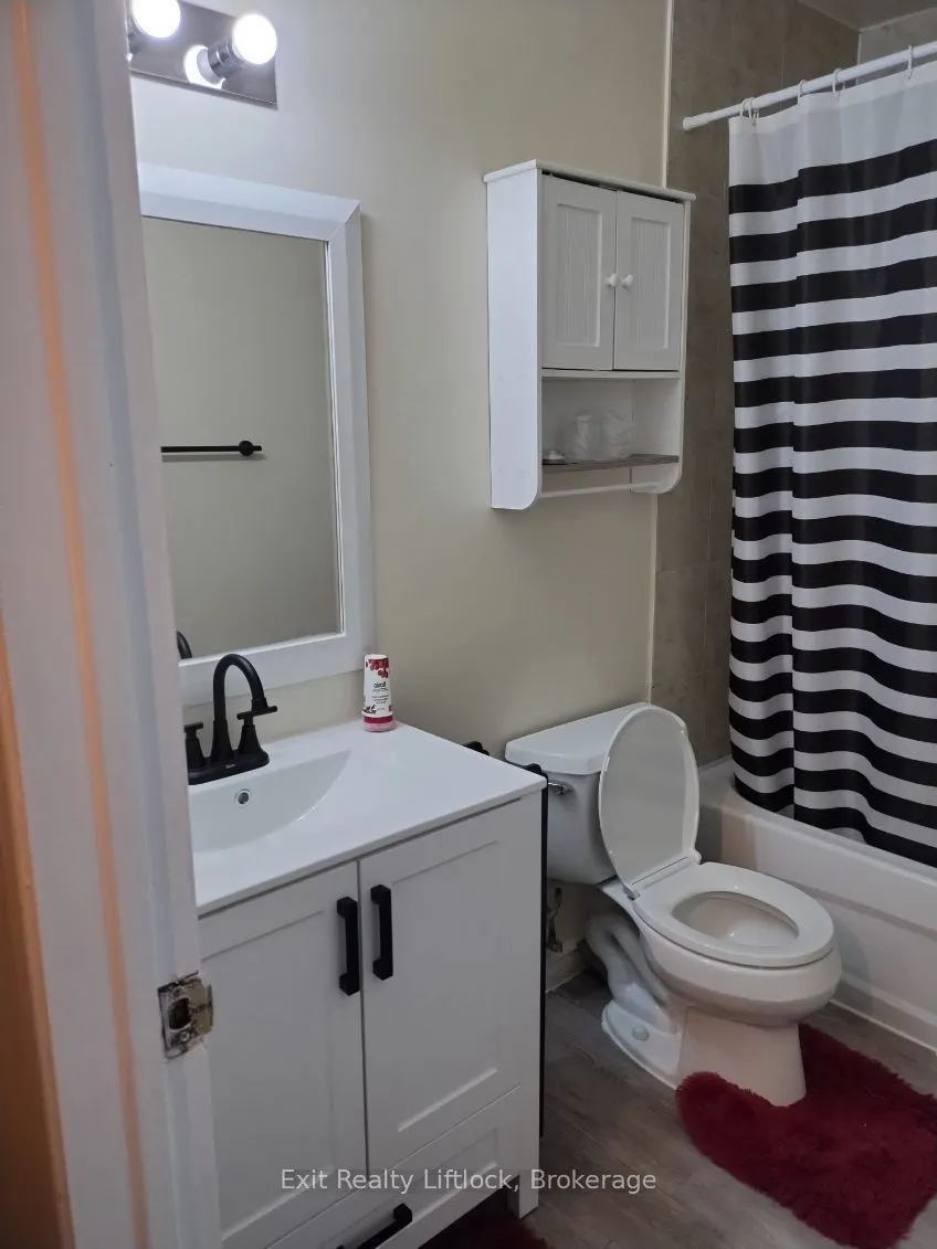 996 Sydenham Road #42