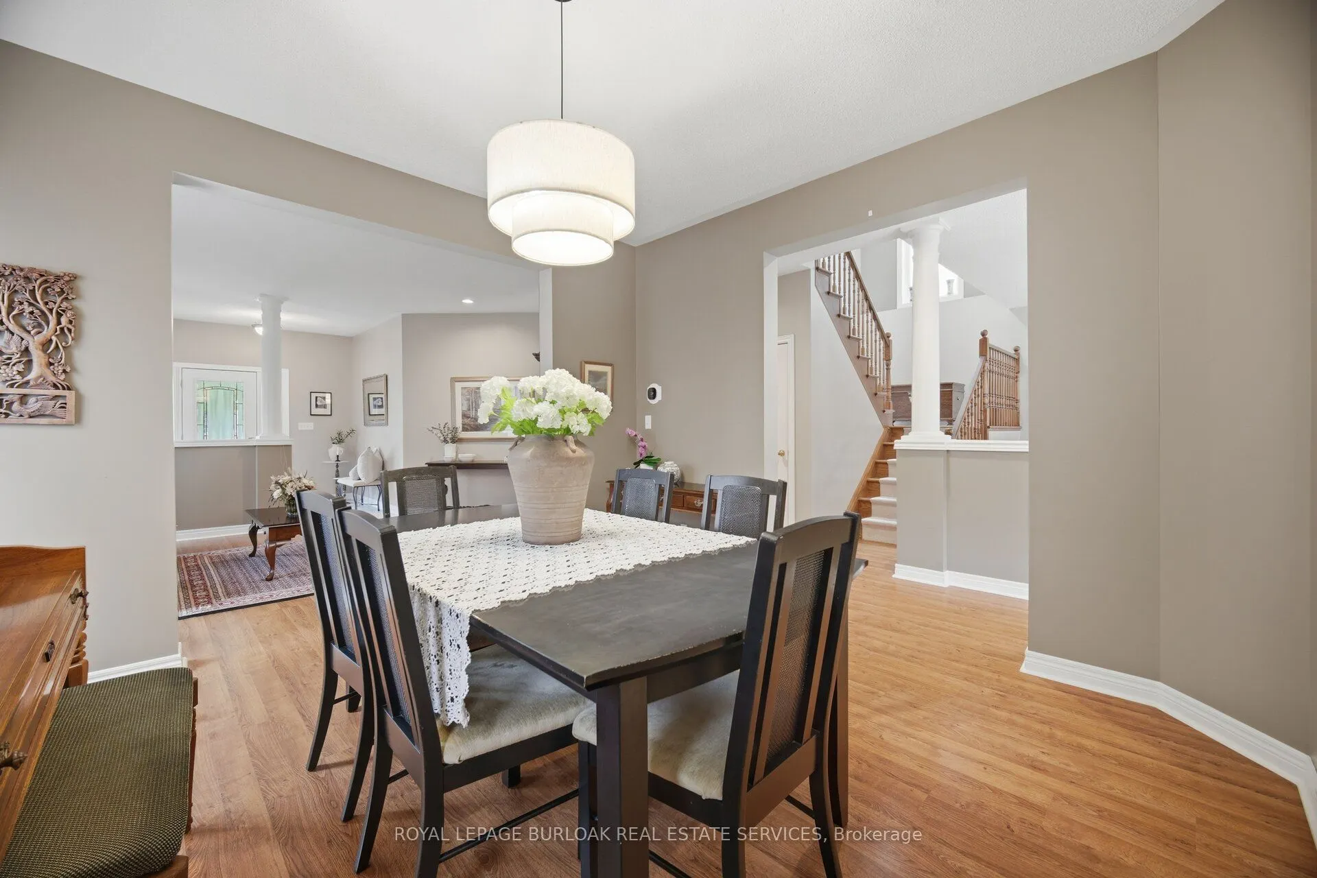 84 Meadowbank Drive