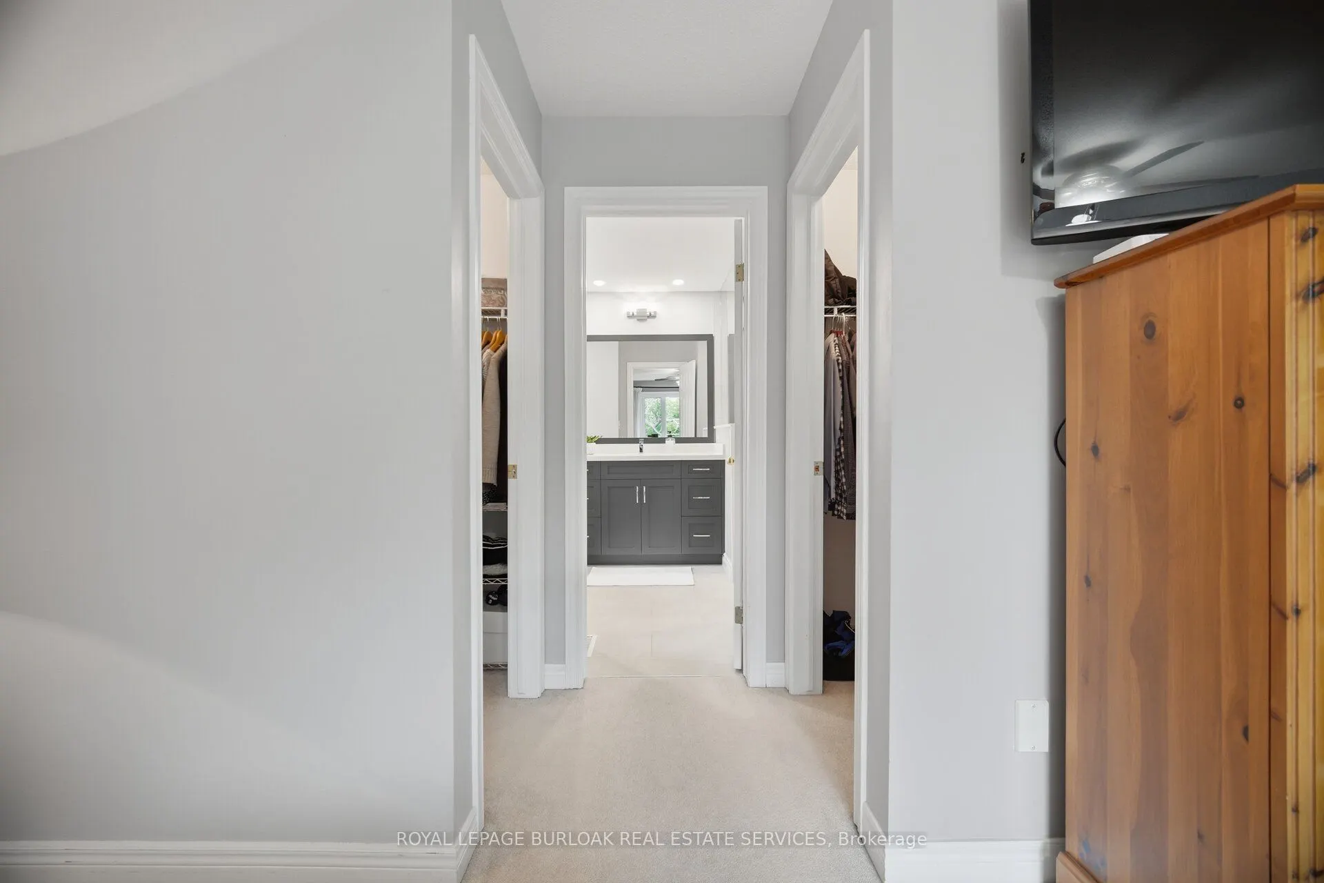 84 Meadowbank Drive