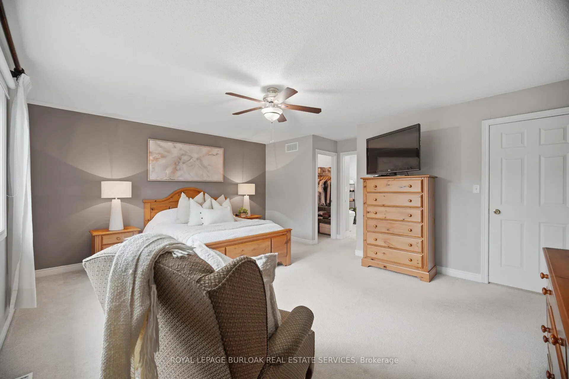 84 Meadowbank Drive
