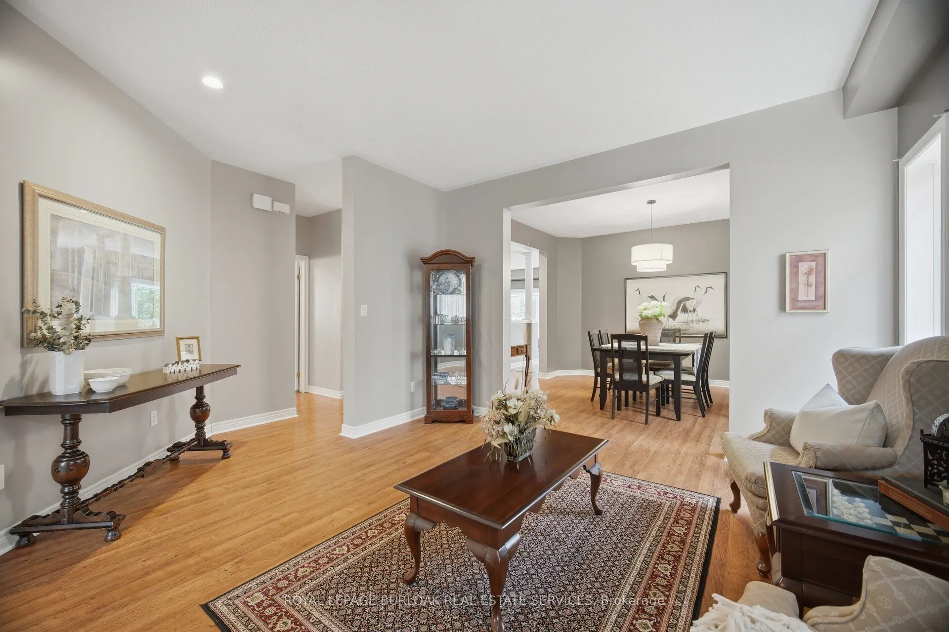 84 Meadowbank Drive