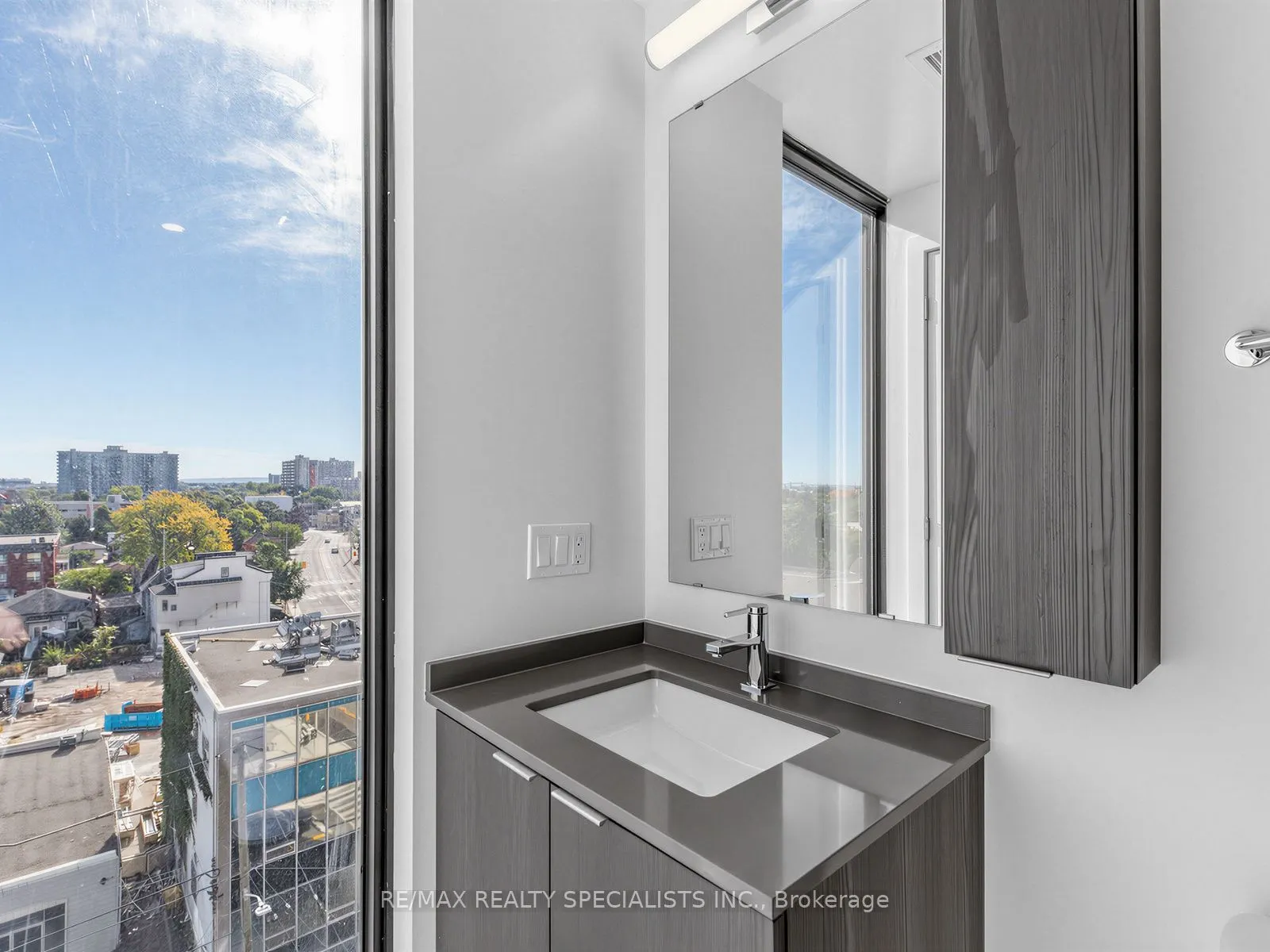 91 John Street #710