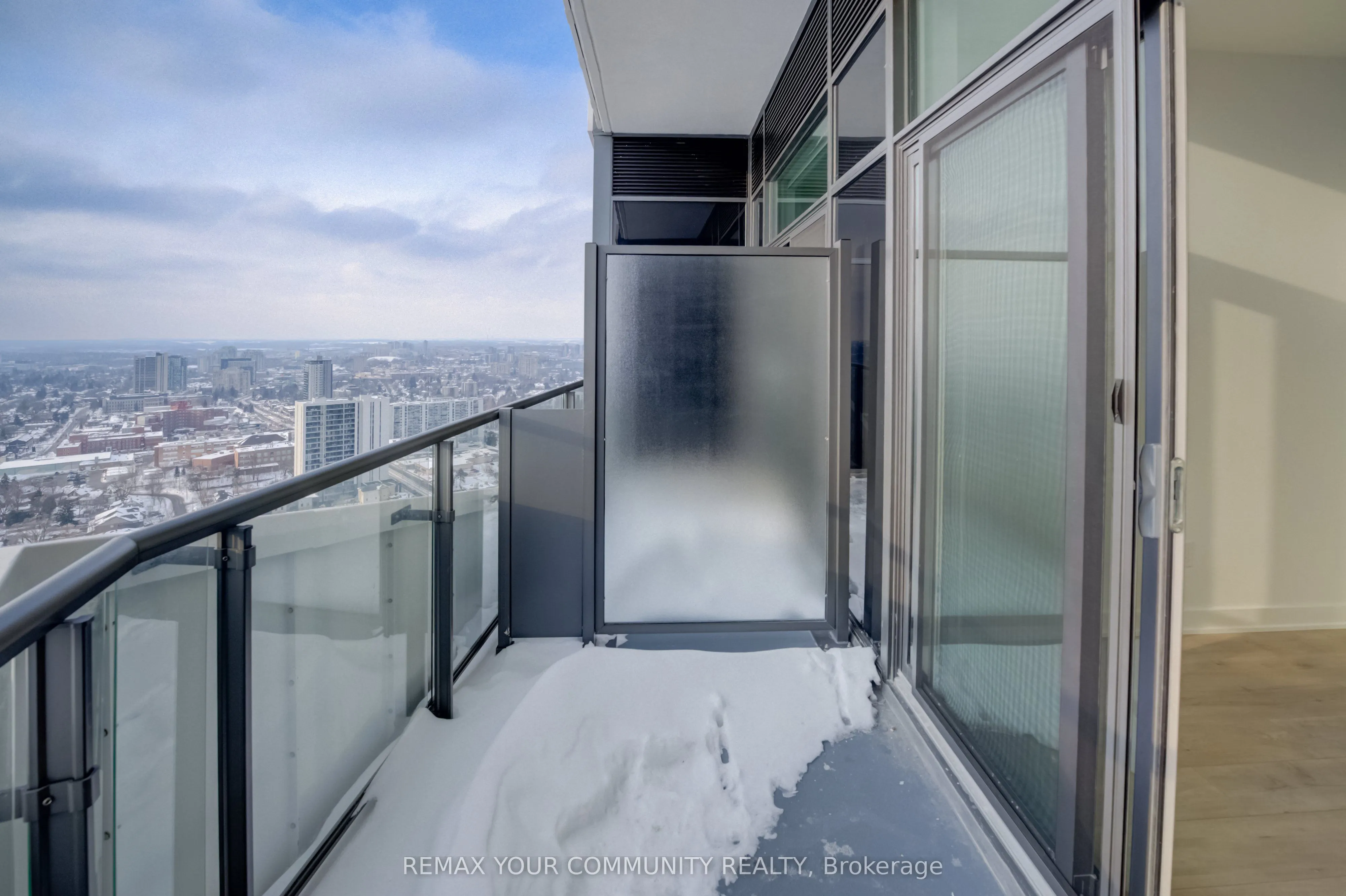 25 Wellington Street #3404