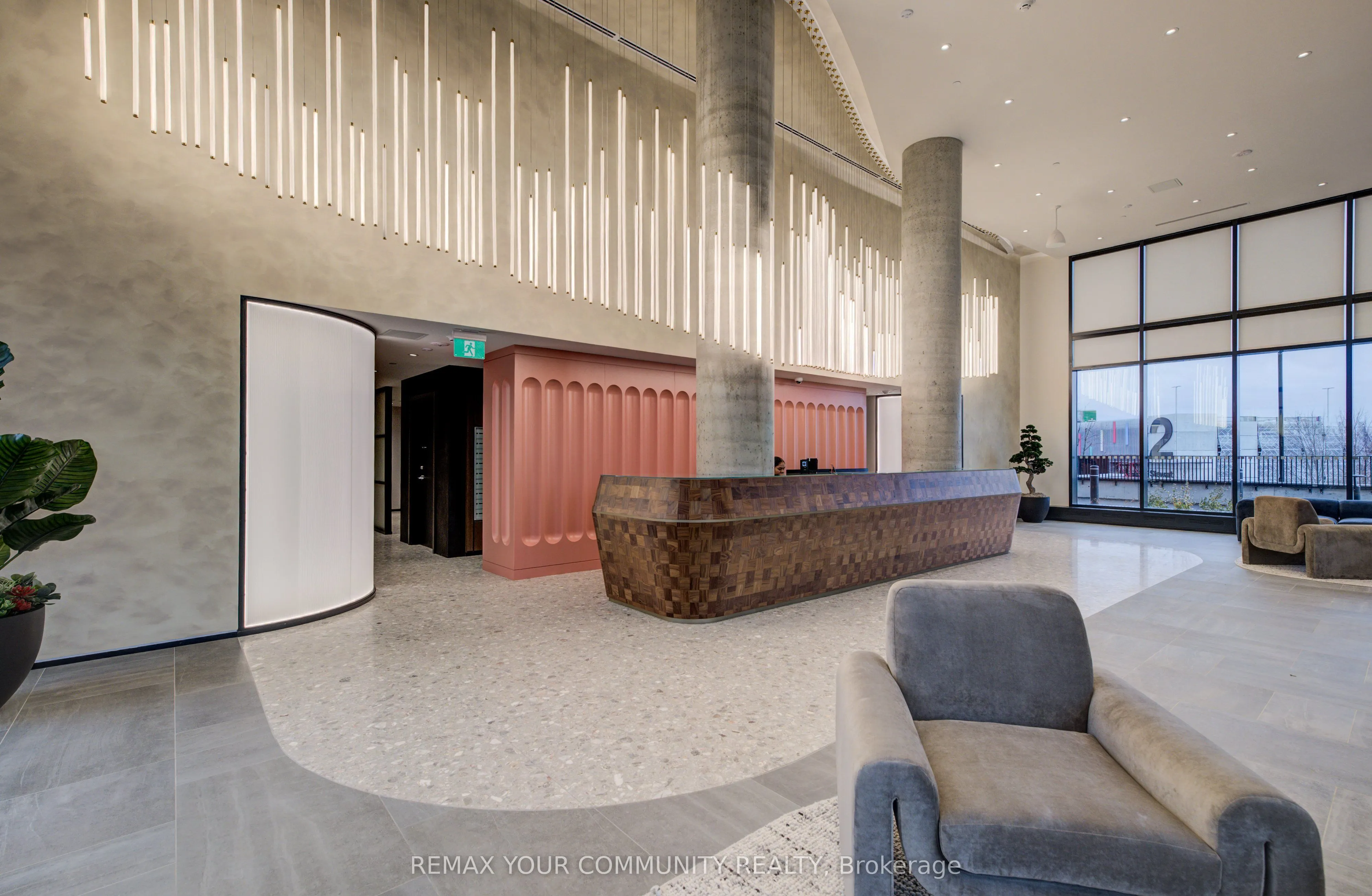 25 Wellington Street #3404