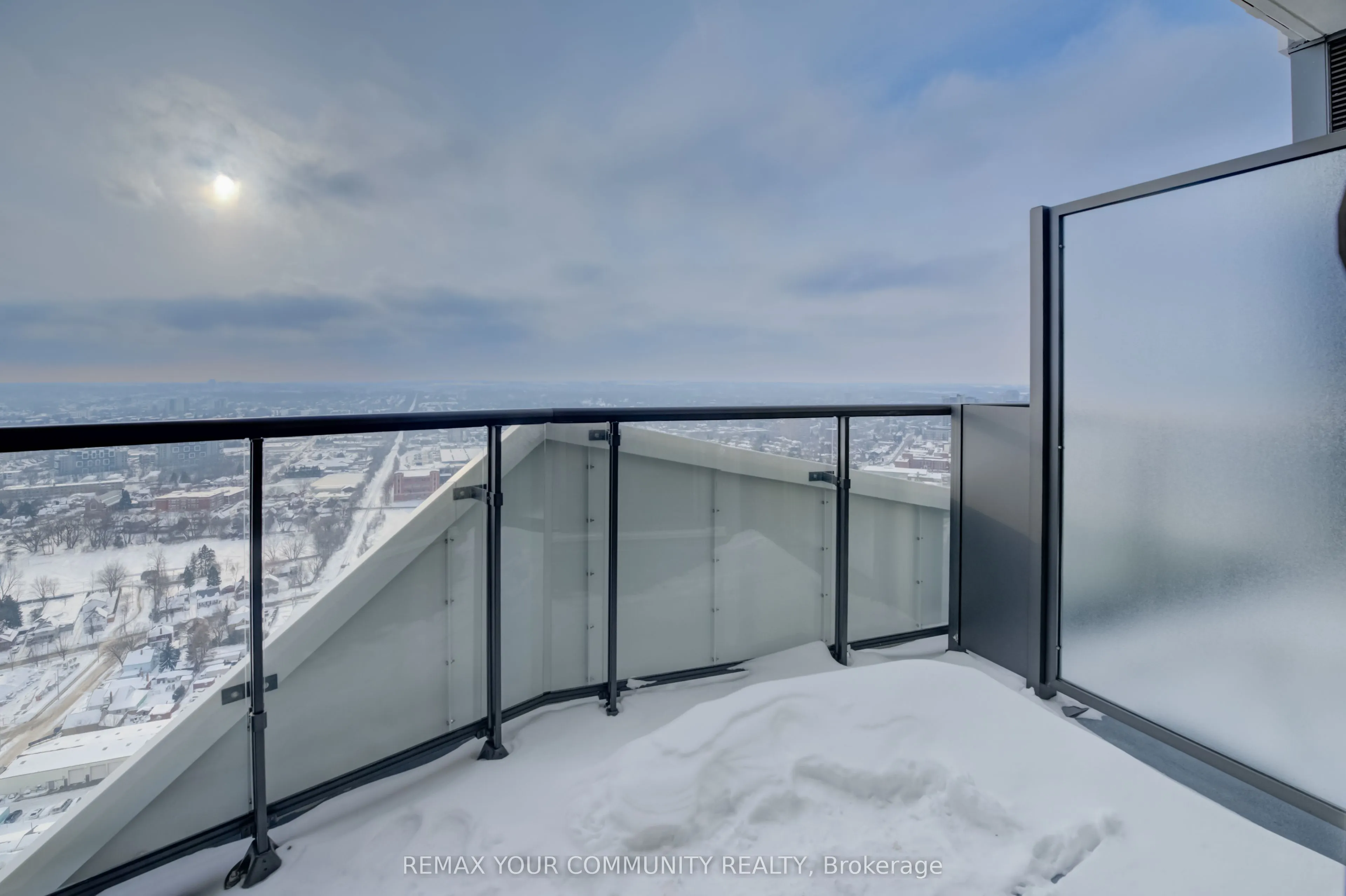 25 Wellington Street #3404