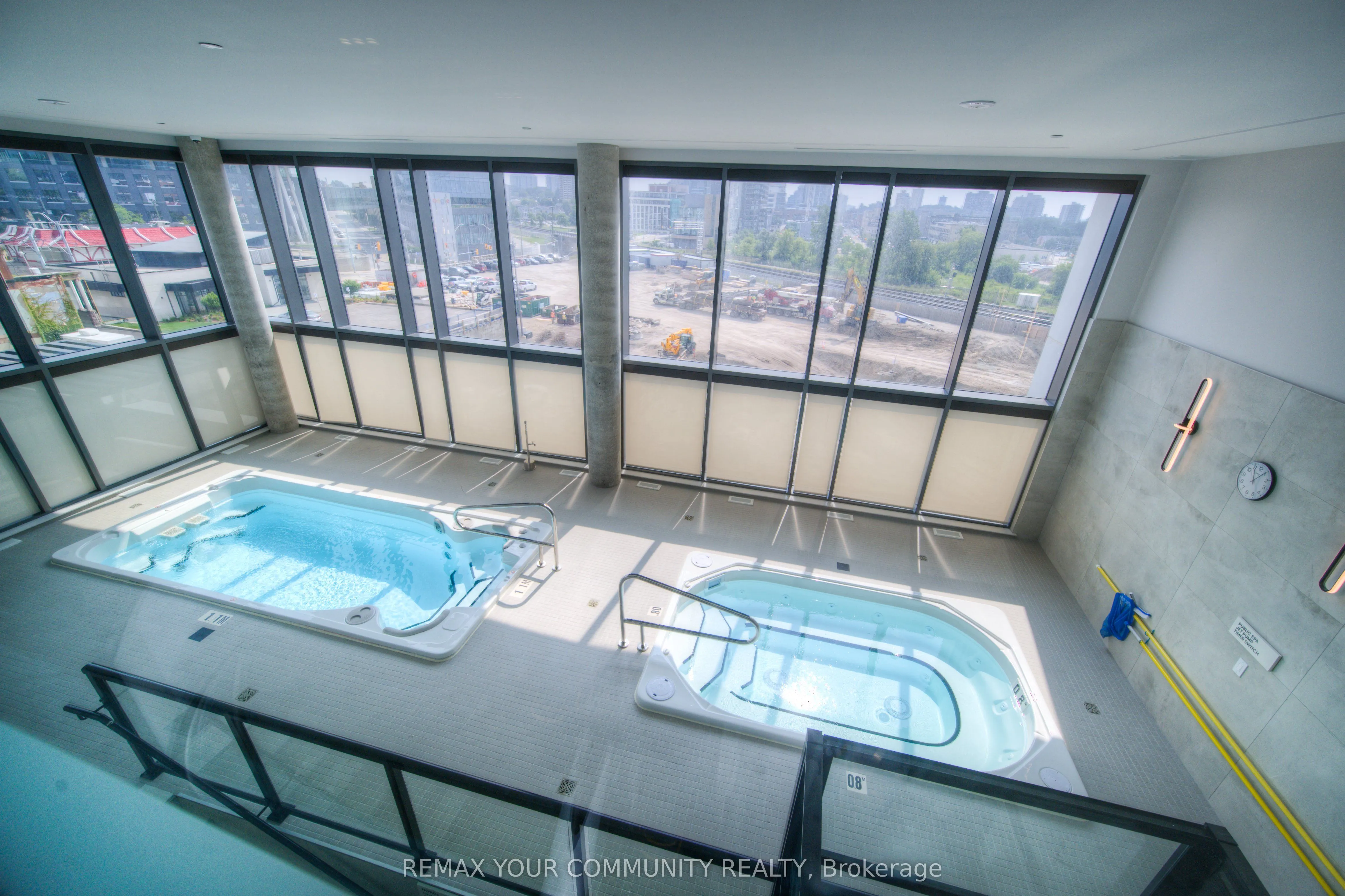 25 Wellington Street #3404