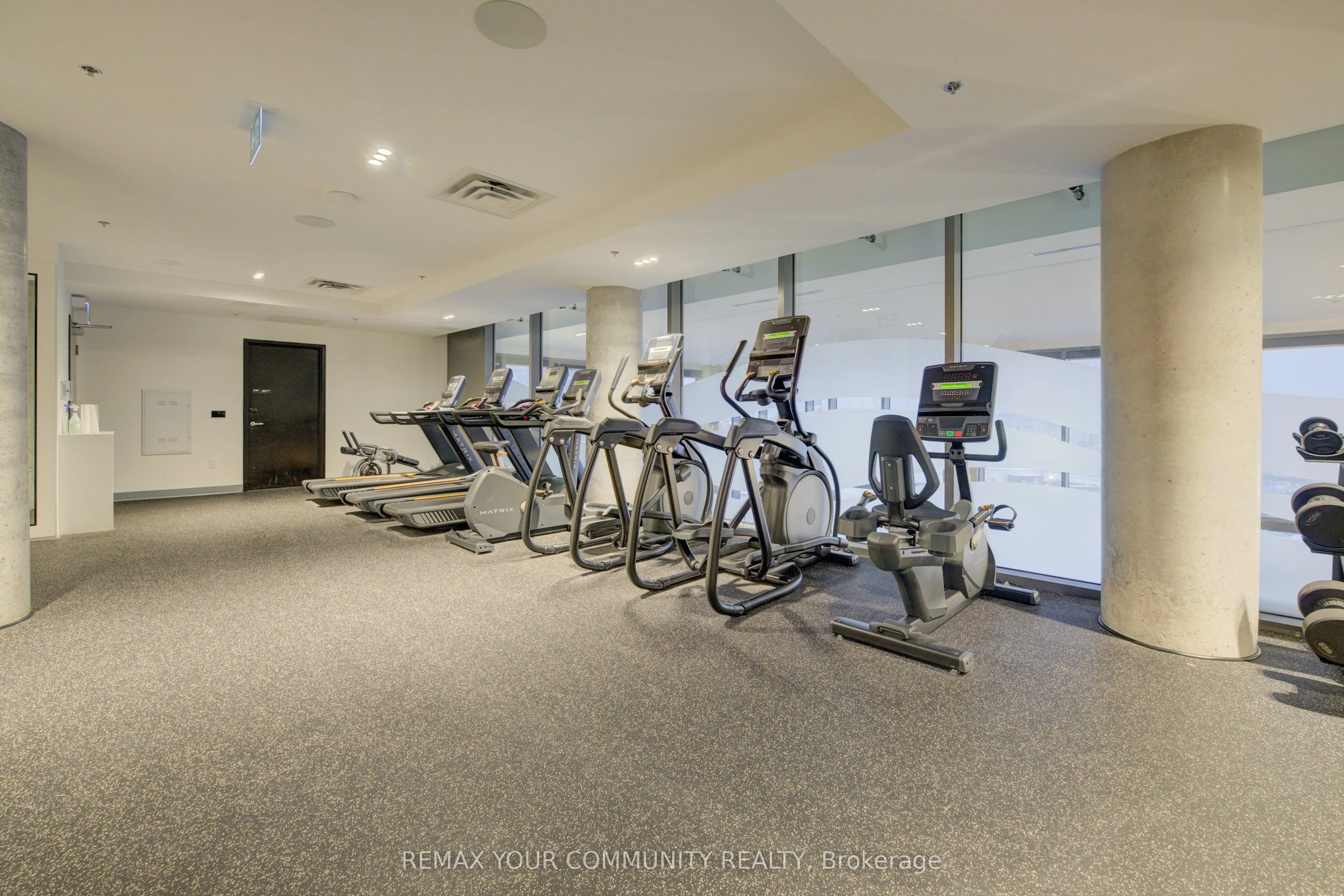 25 Wellington Street #3404