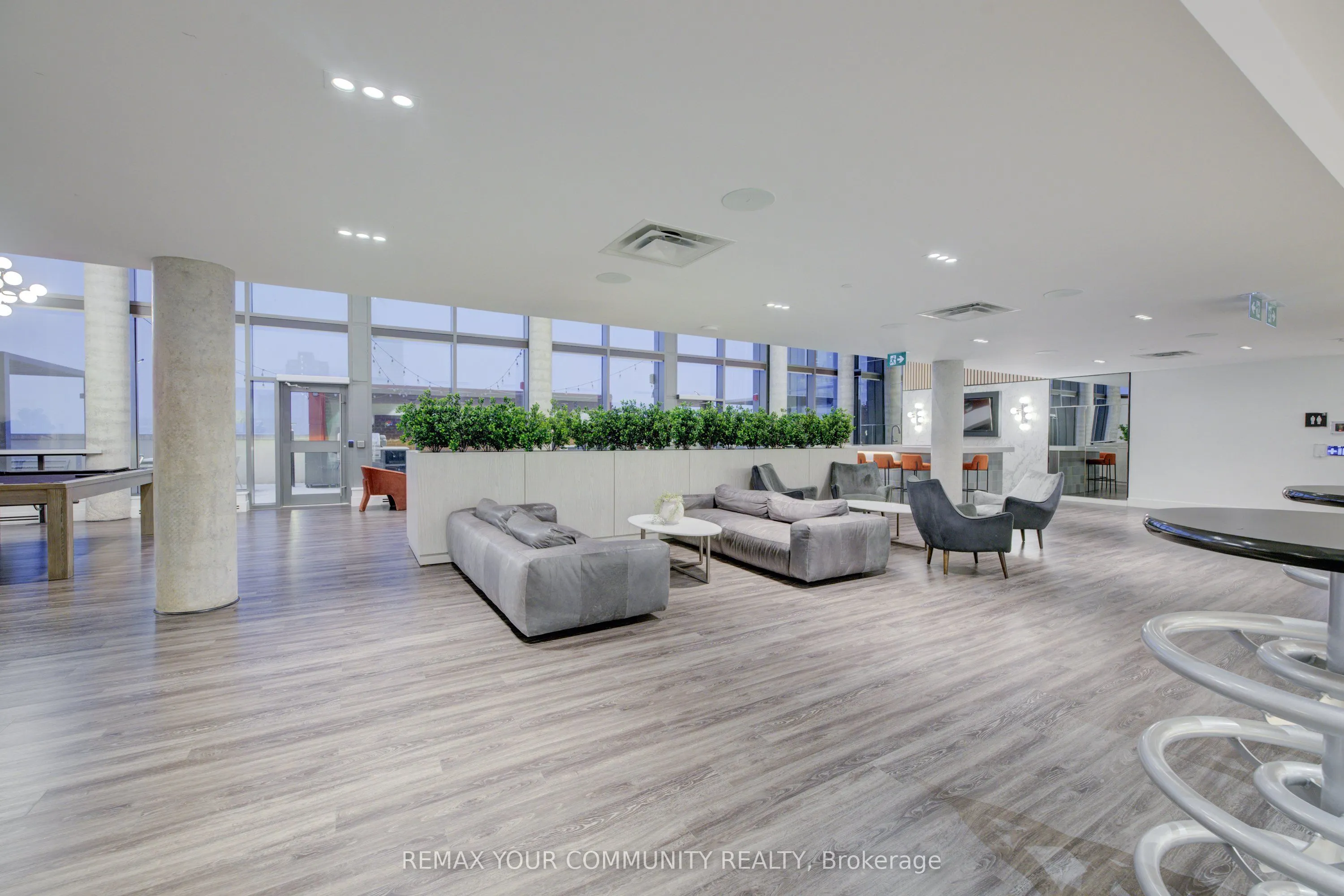 25 Wellington Street #3404