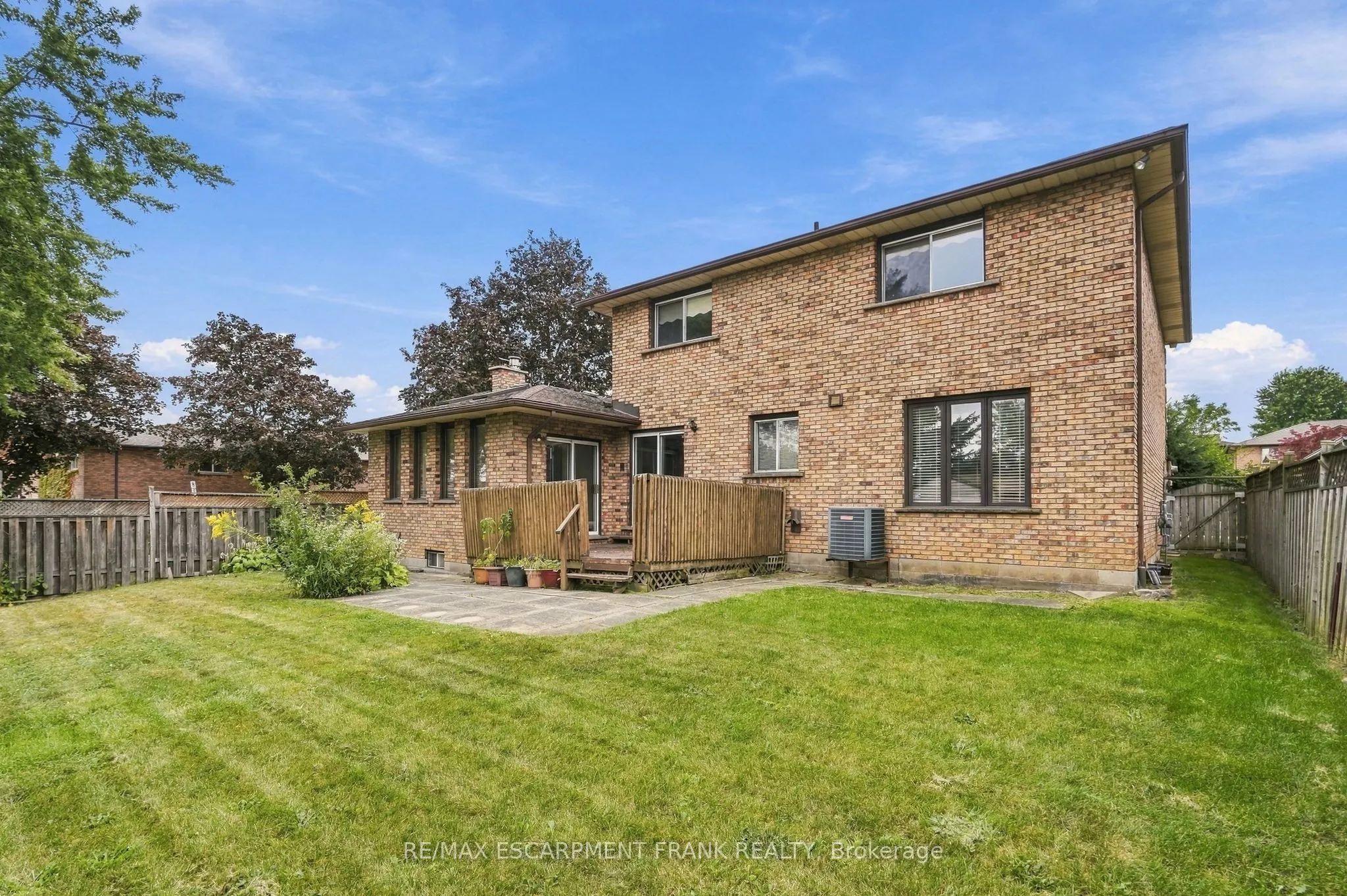 4 Nellida Crescent