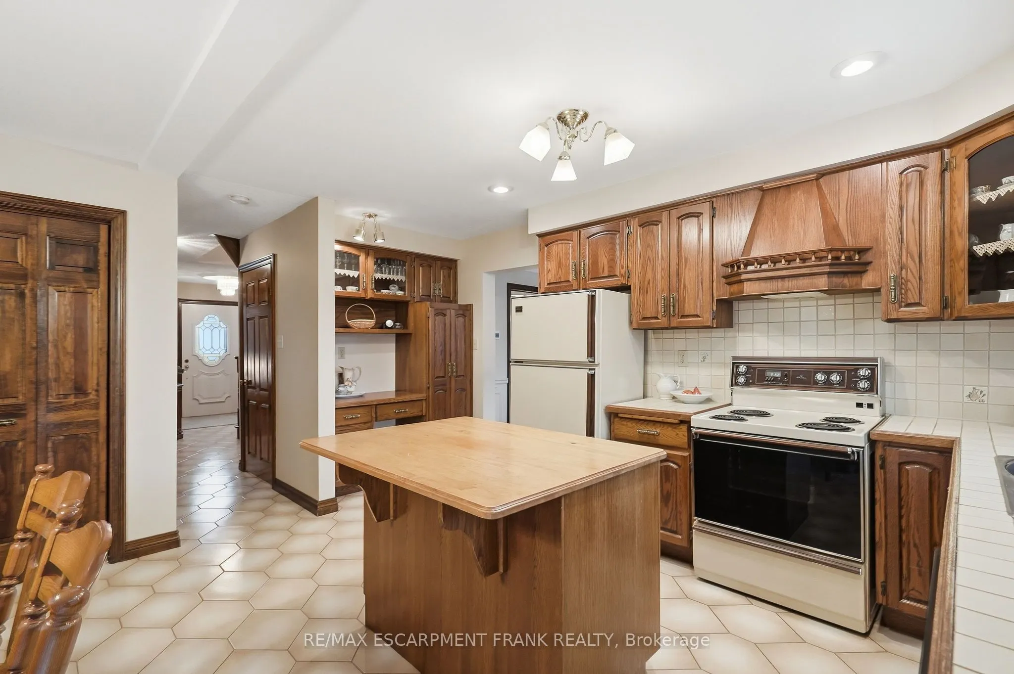 4 Nellida Crescent
